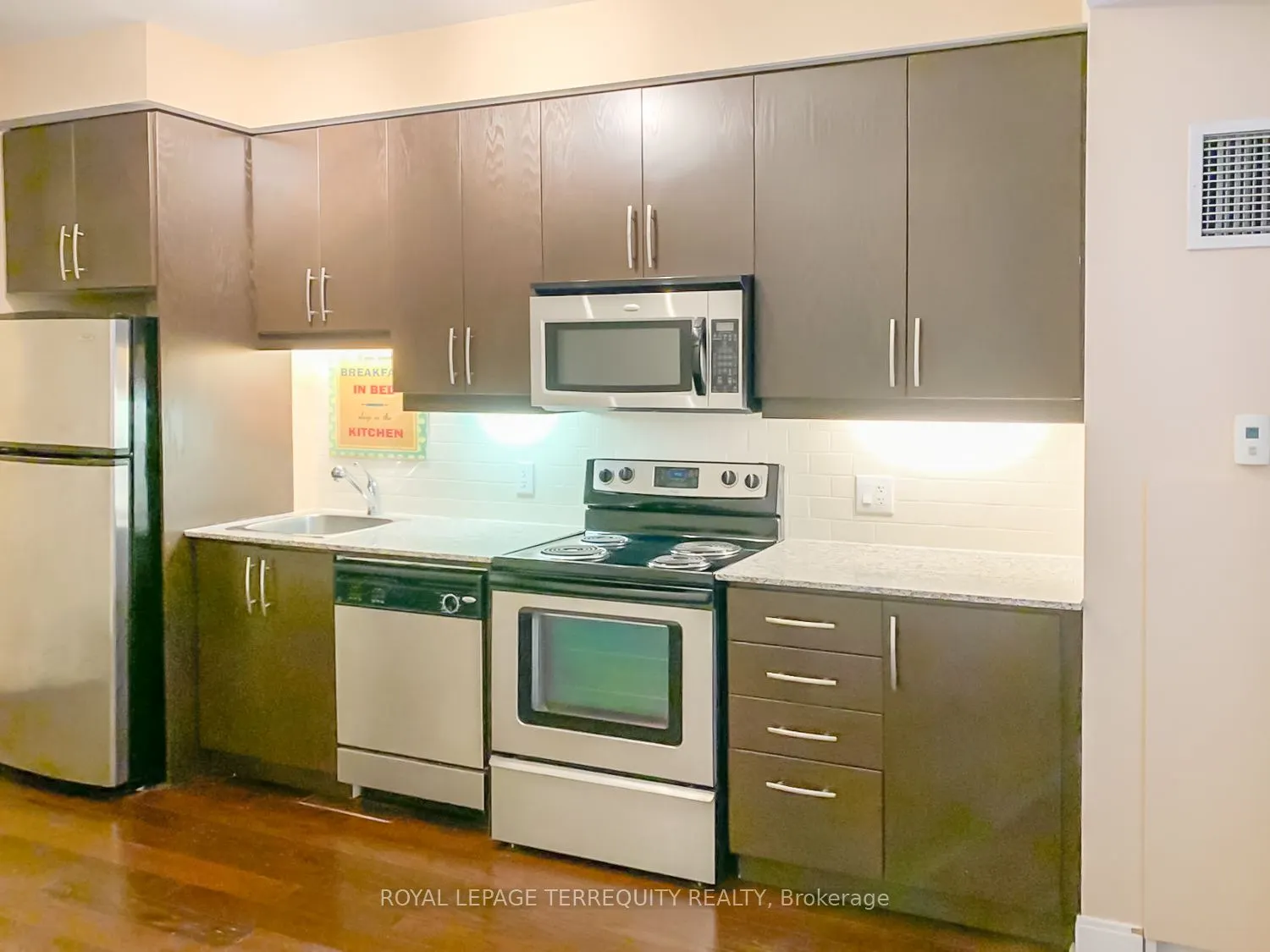 1 Scott Street, #311