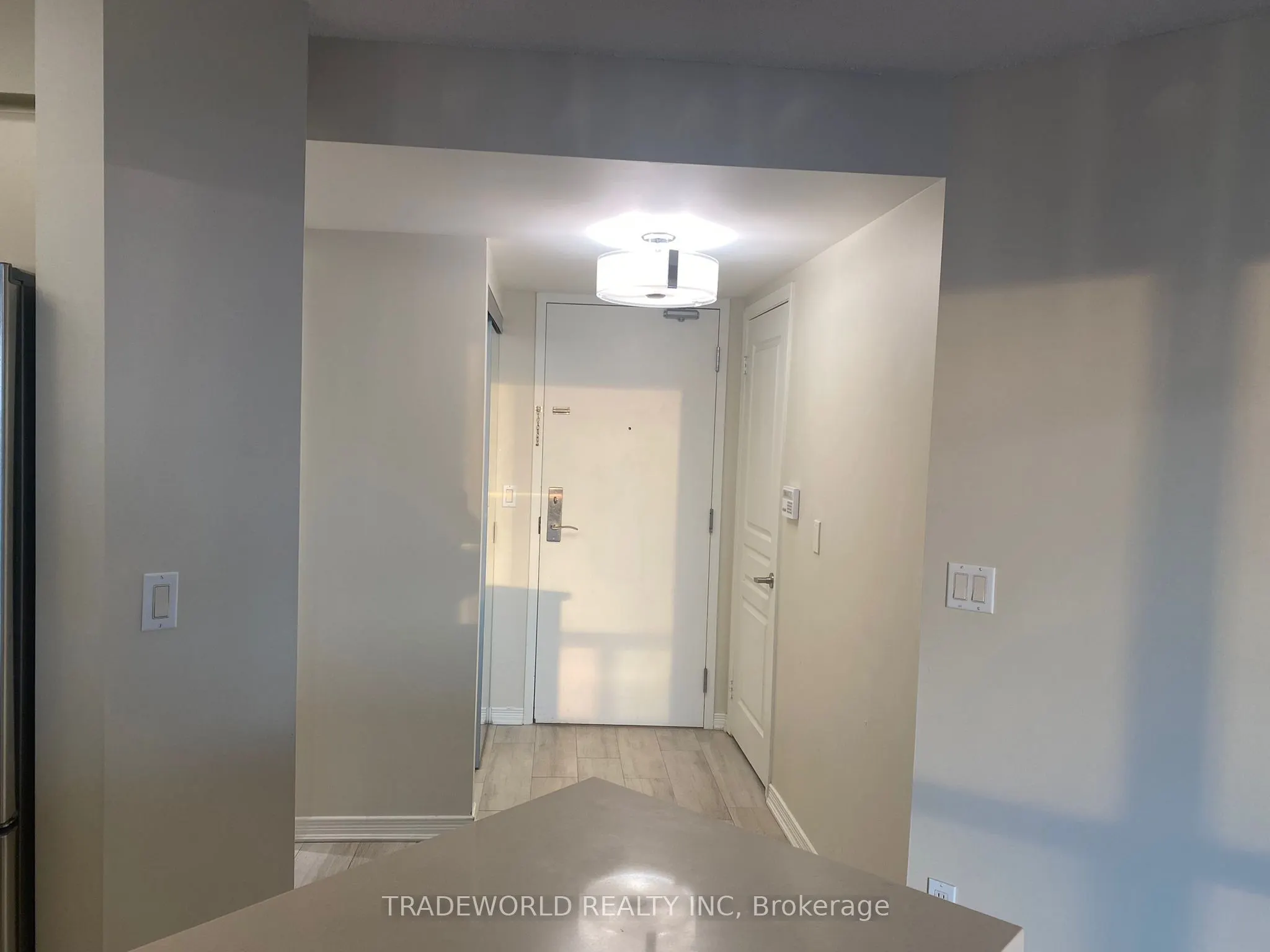 509 Beecroft Road, #603