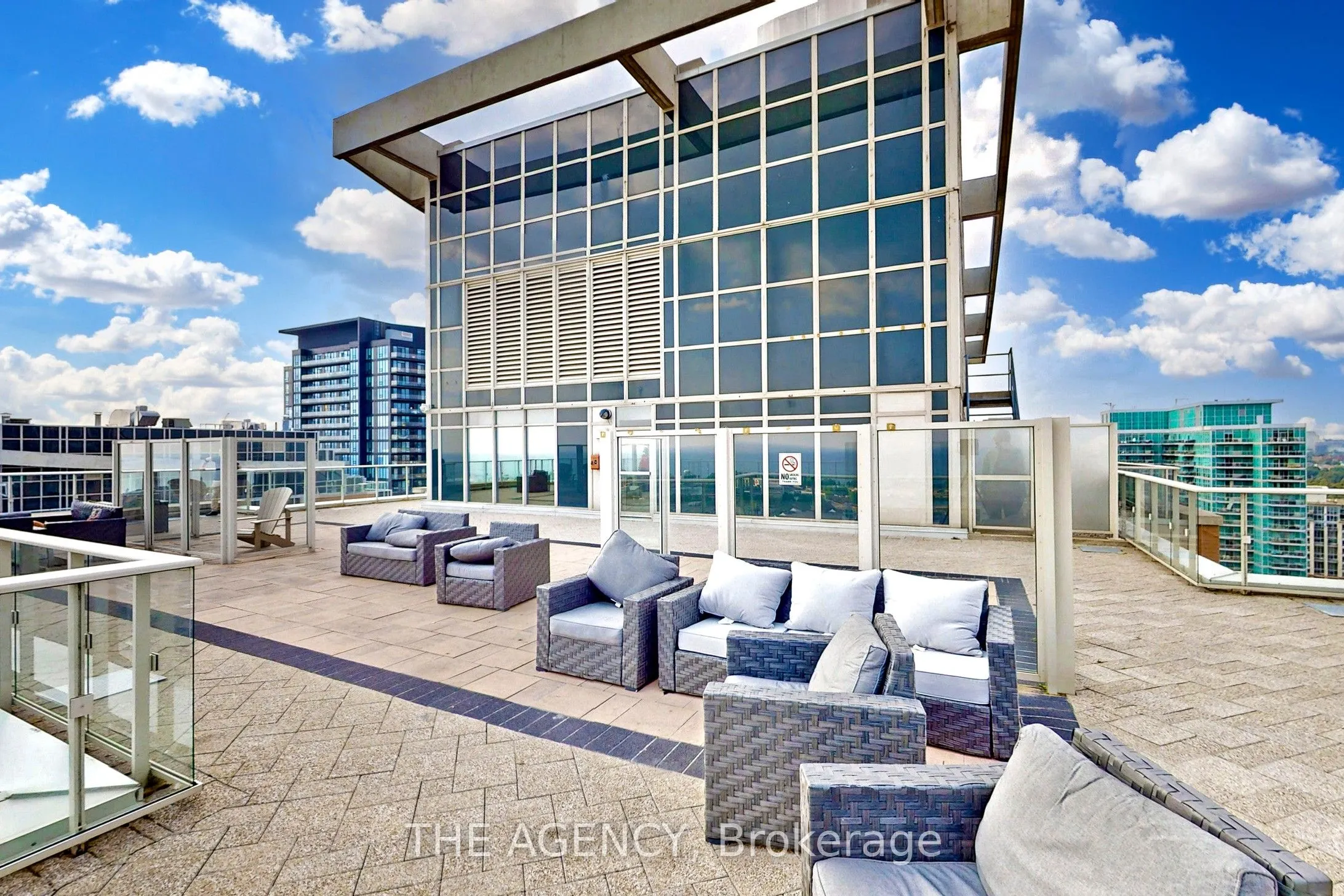 85 E Liberty Street, #1906
