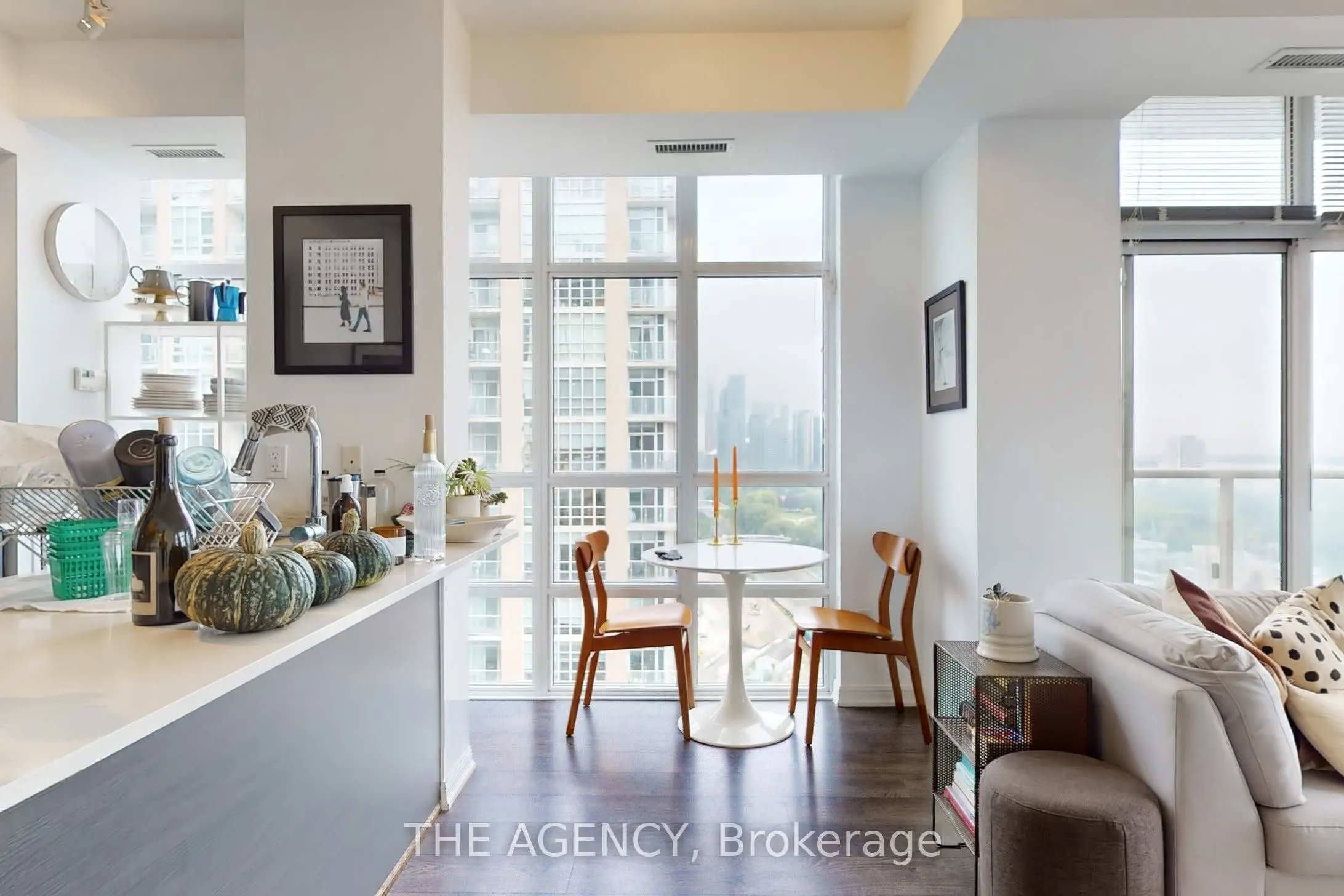 85 E Liberty Street, #1906