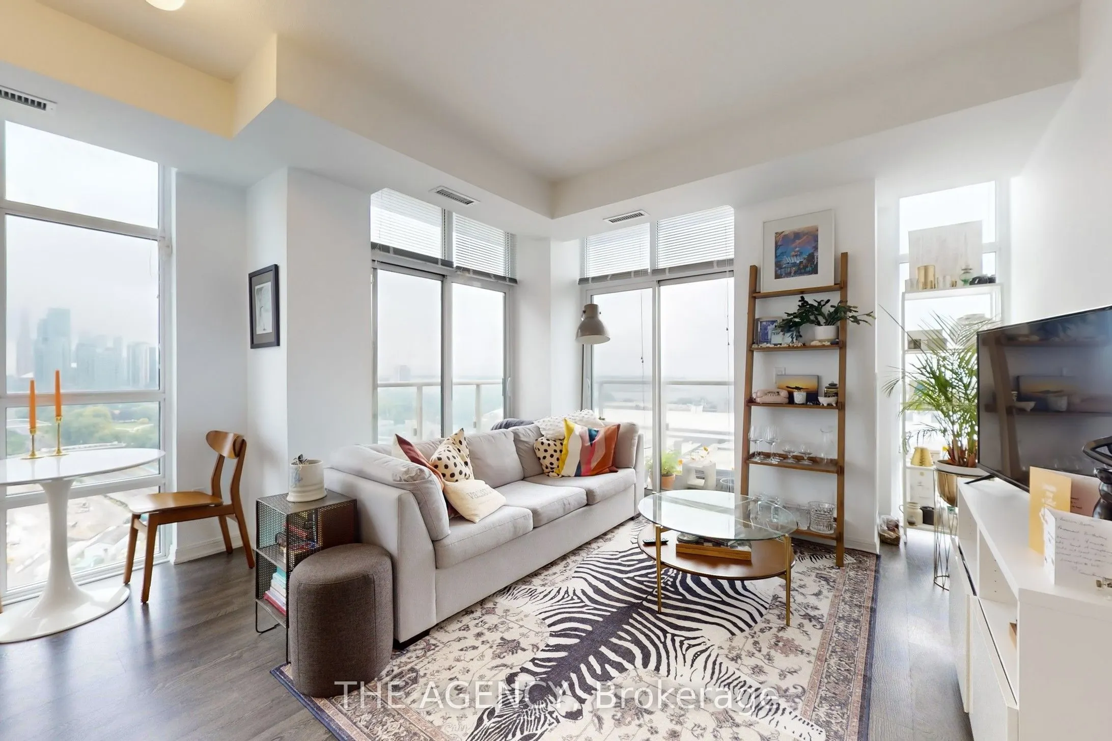 85 E Liberty Street, #1906