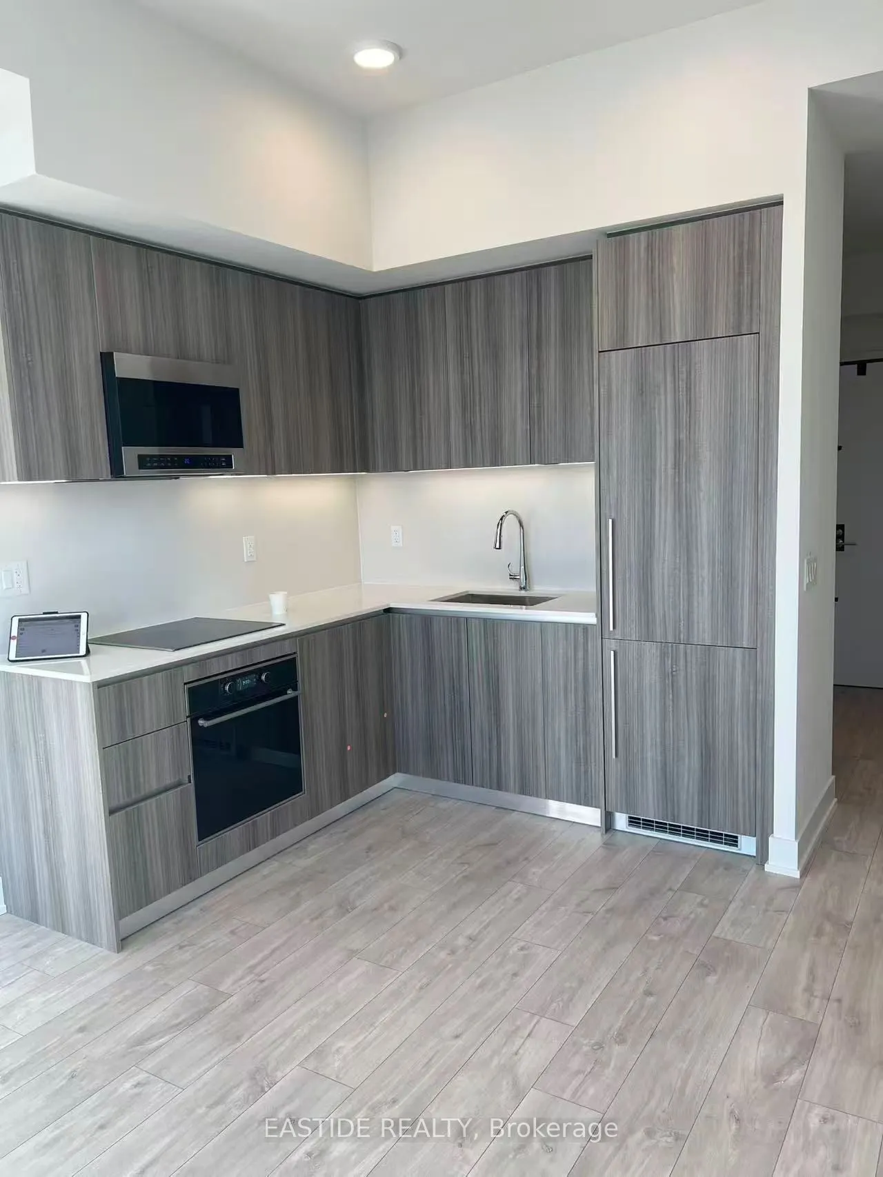8 Cumberland Street, #4605