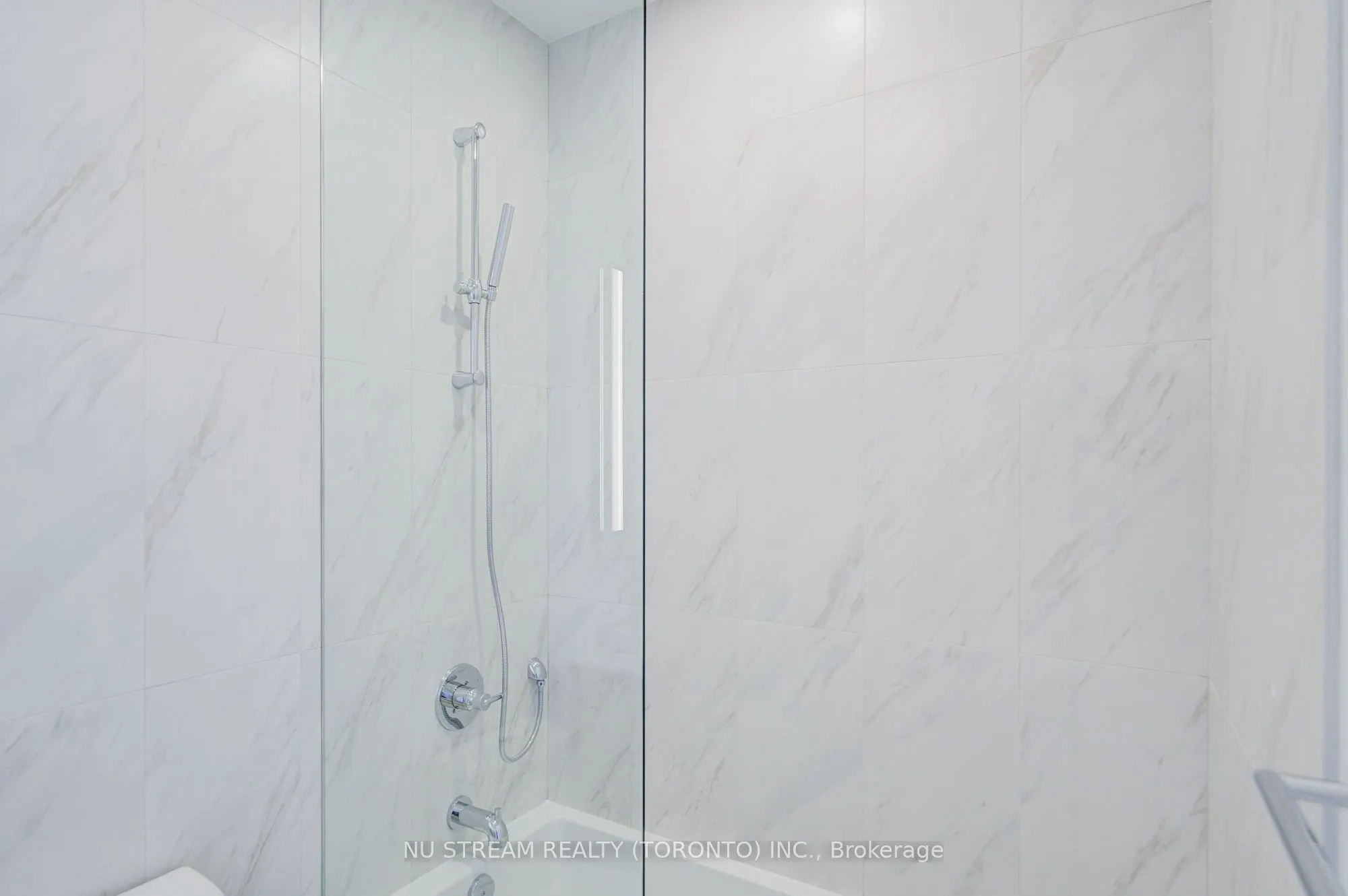 115 Denison Avenue, #509