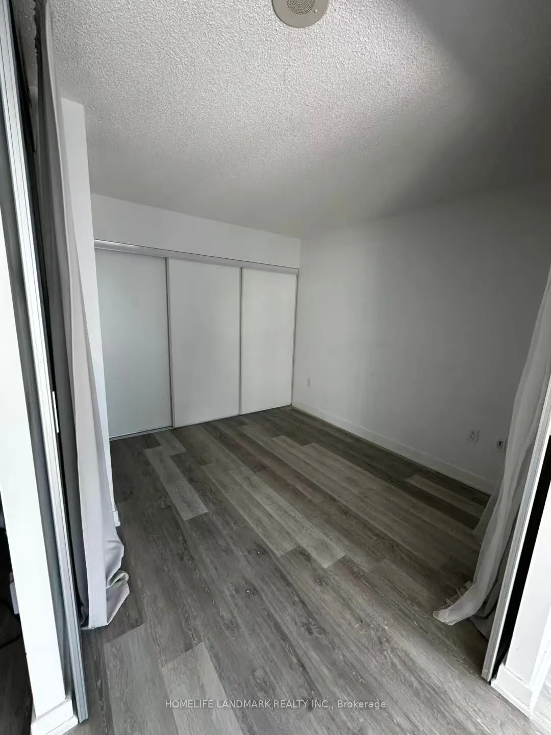 38 Dan Leckie Way, #1002