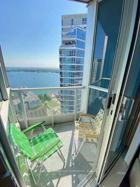 8 York Street, #3410