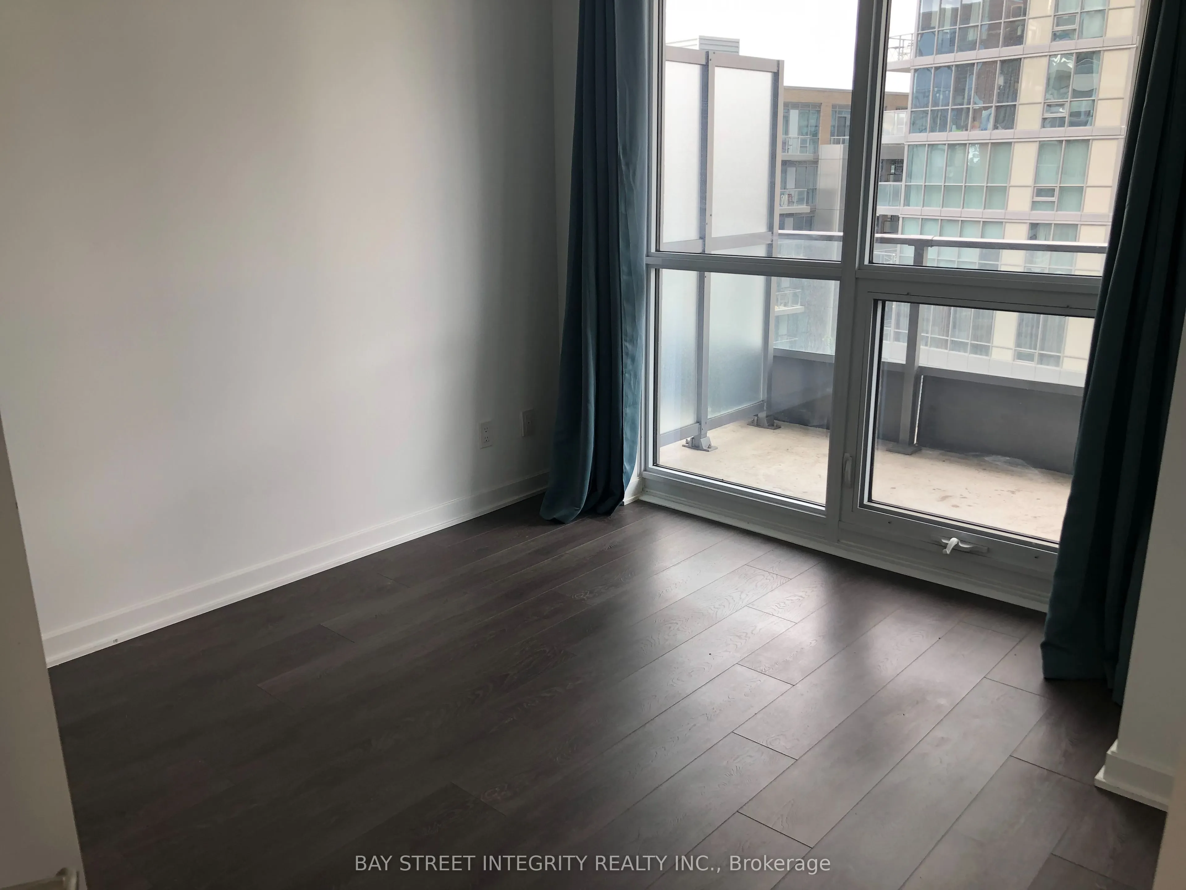 38 Forest Manor Road, #403
