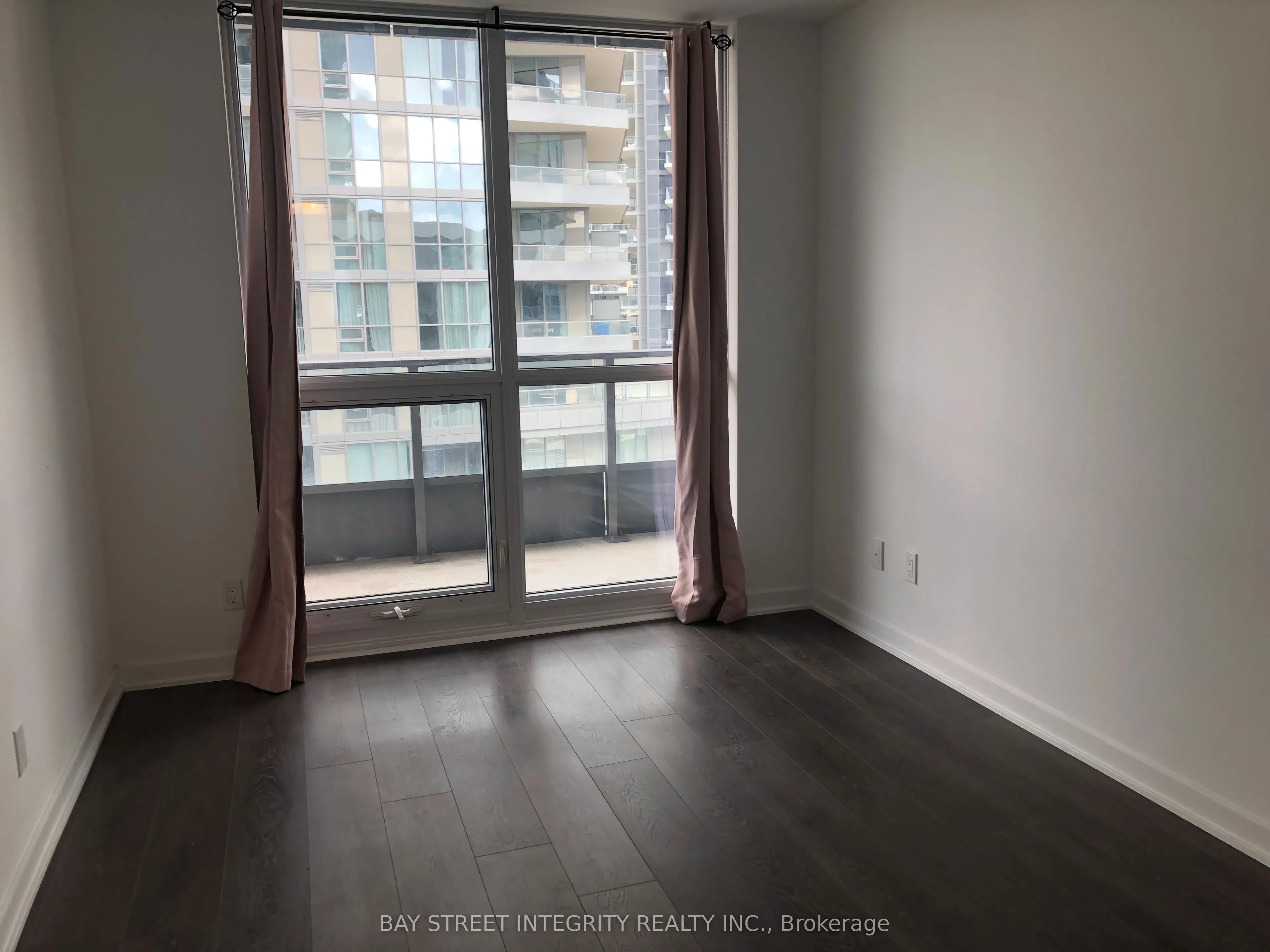 38 Forest Manor Road, #403