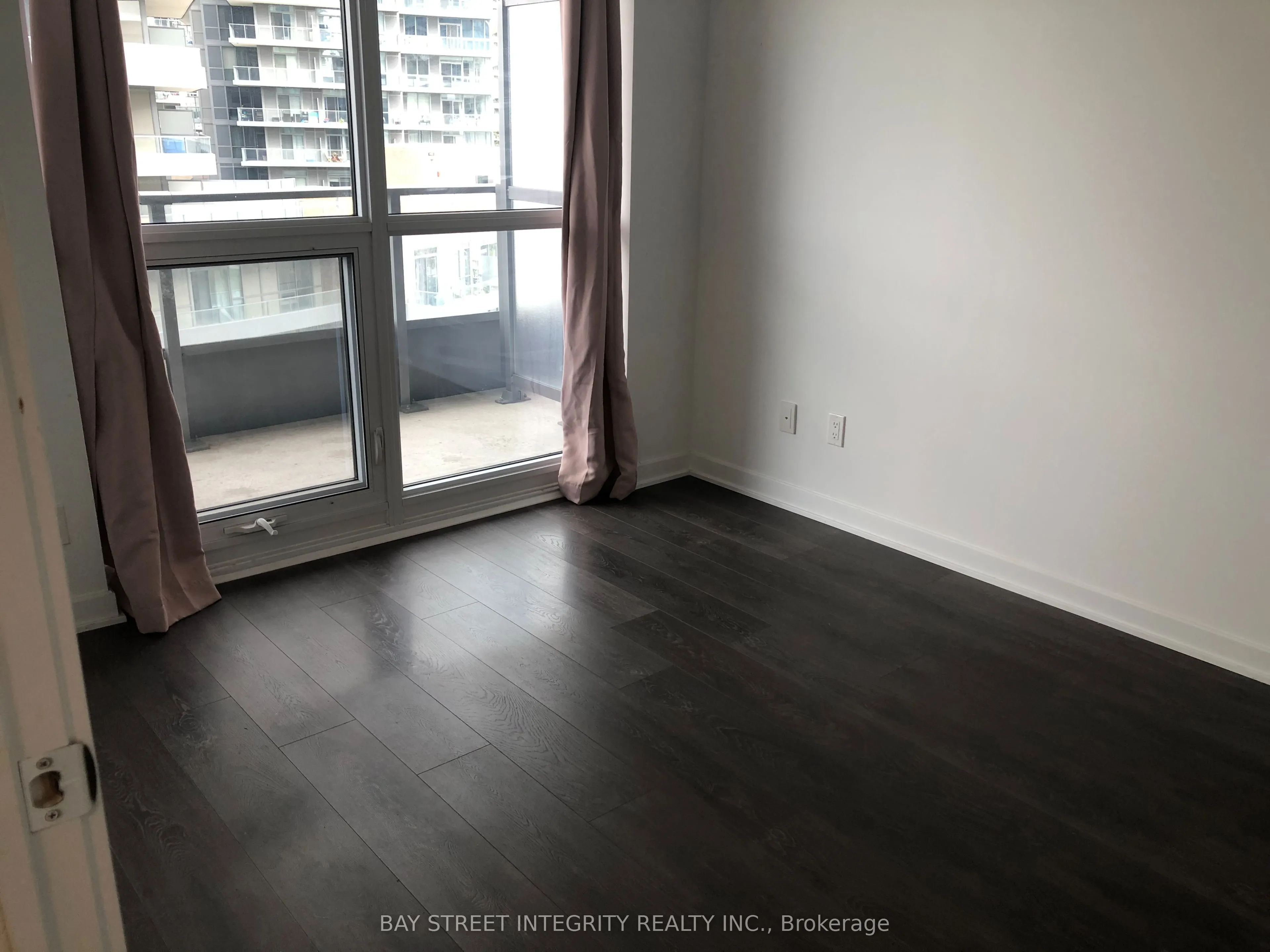 38 Forest Manor Road, #403