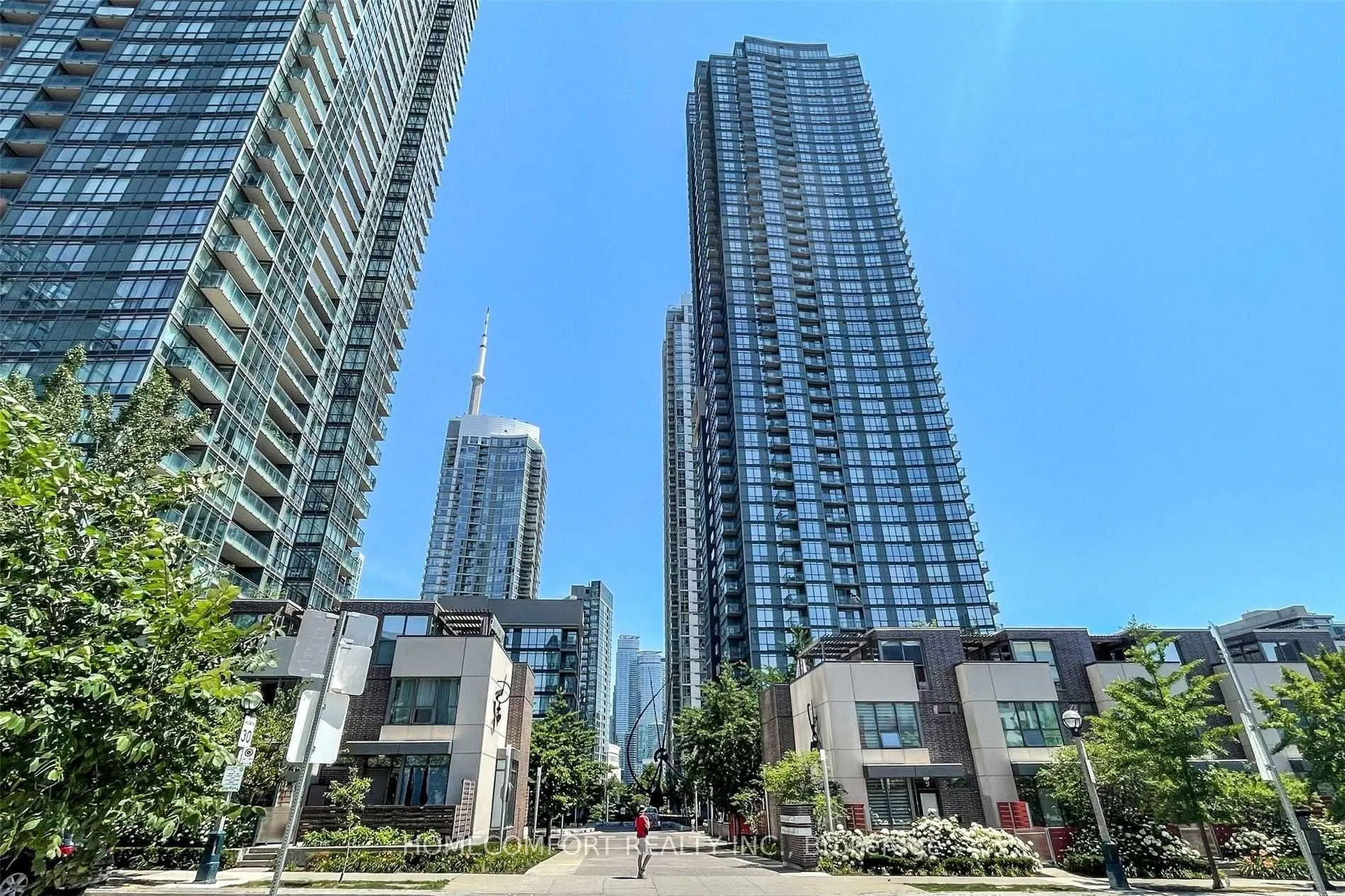 11 Brunel Court, #3911