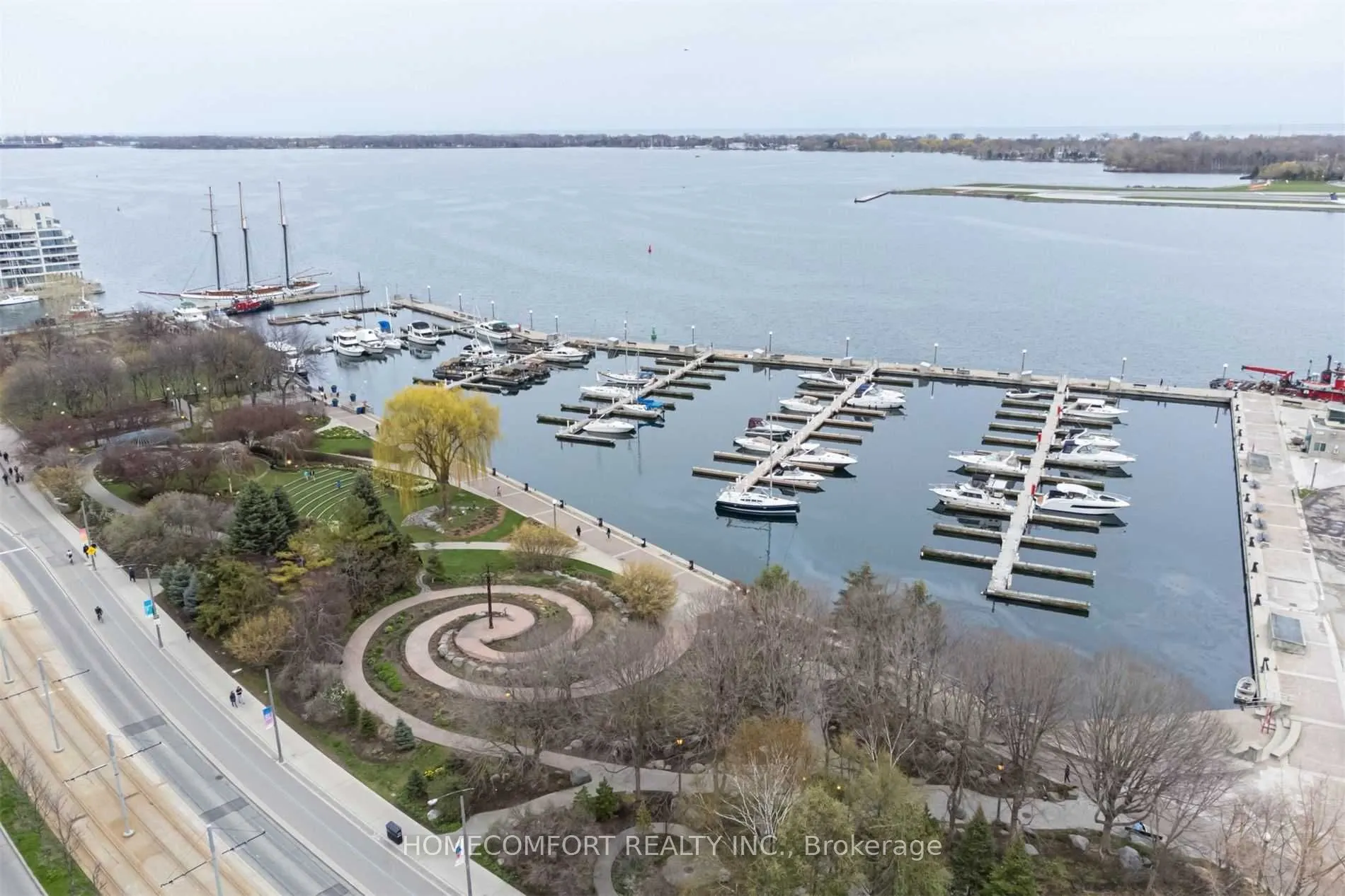 11 Brunel Court, #3911