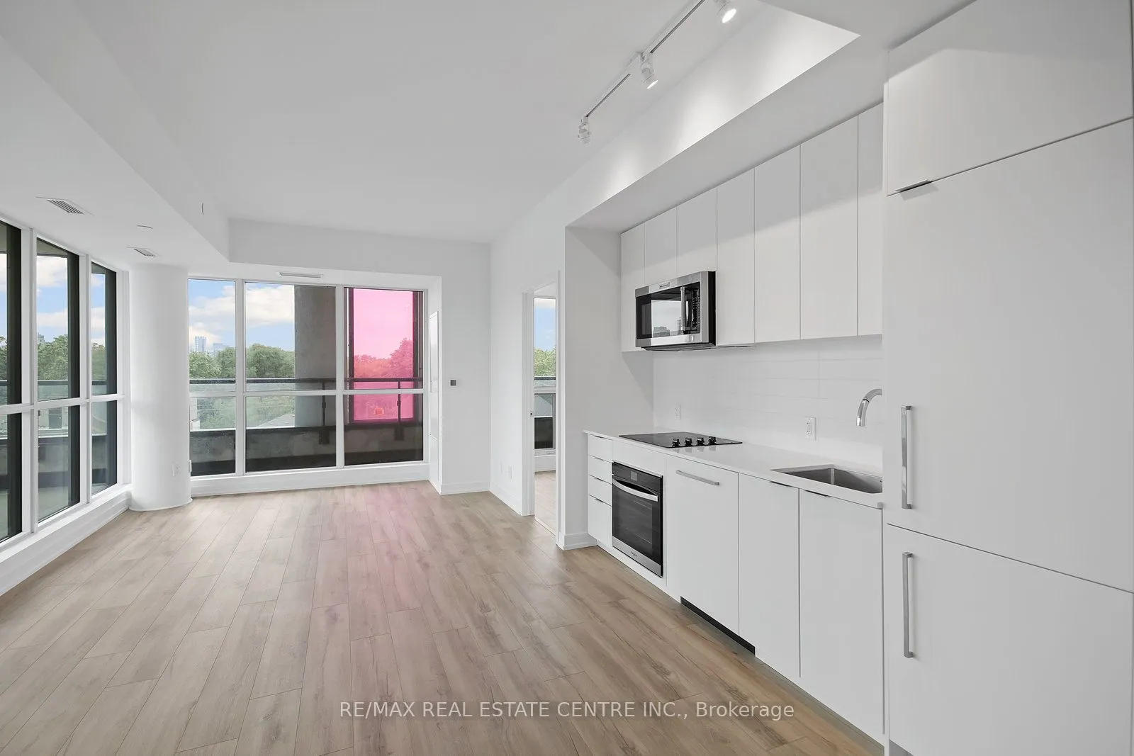 181 Sheppard Avenue E, #424