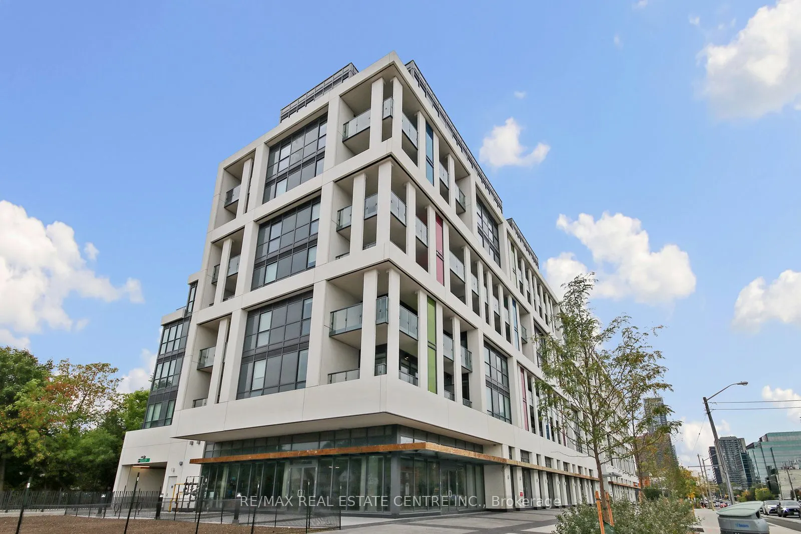 181 Sheppard Avenue E, #424