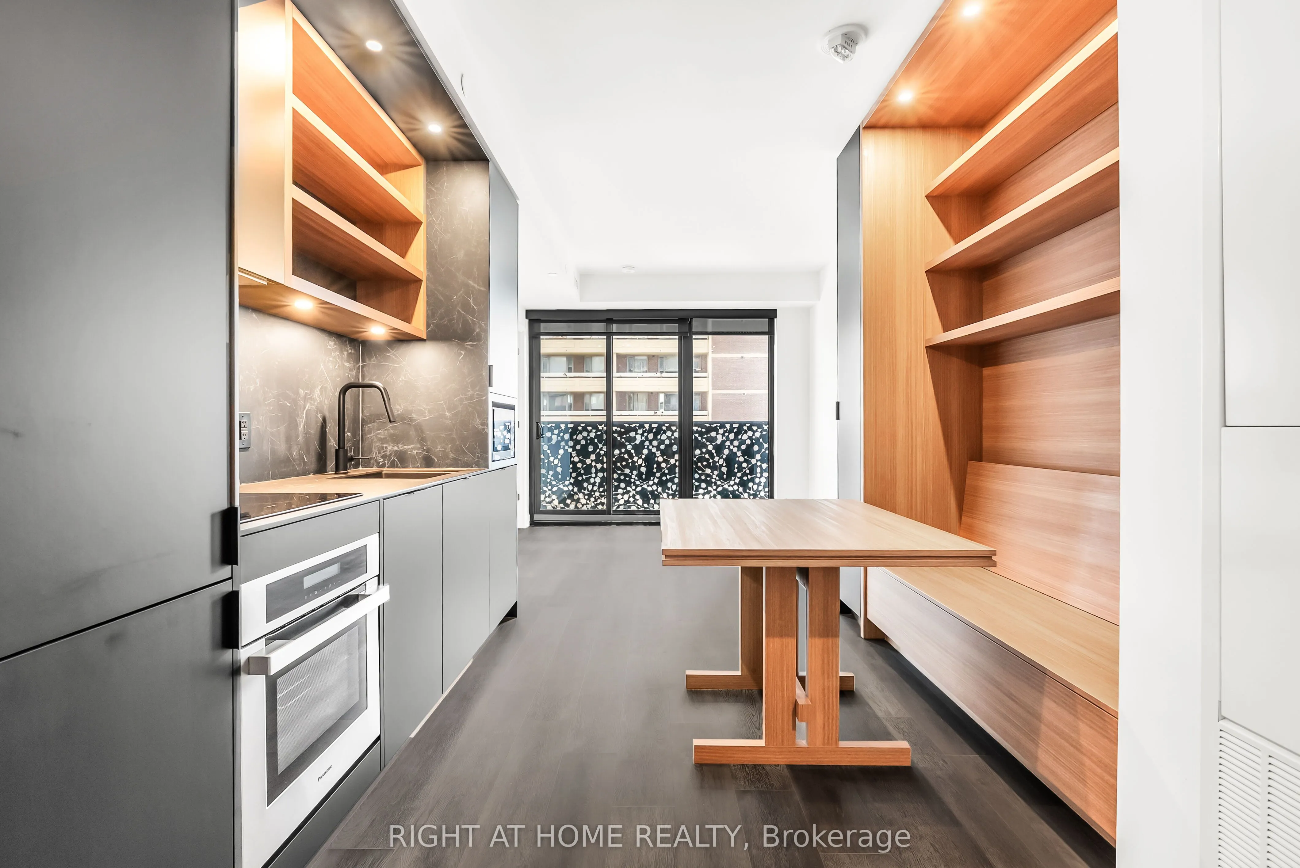 55 Charles Street E, #1301