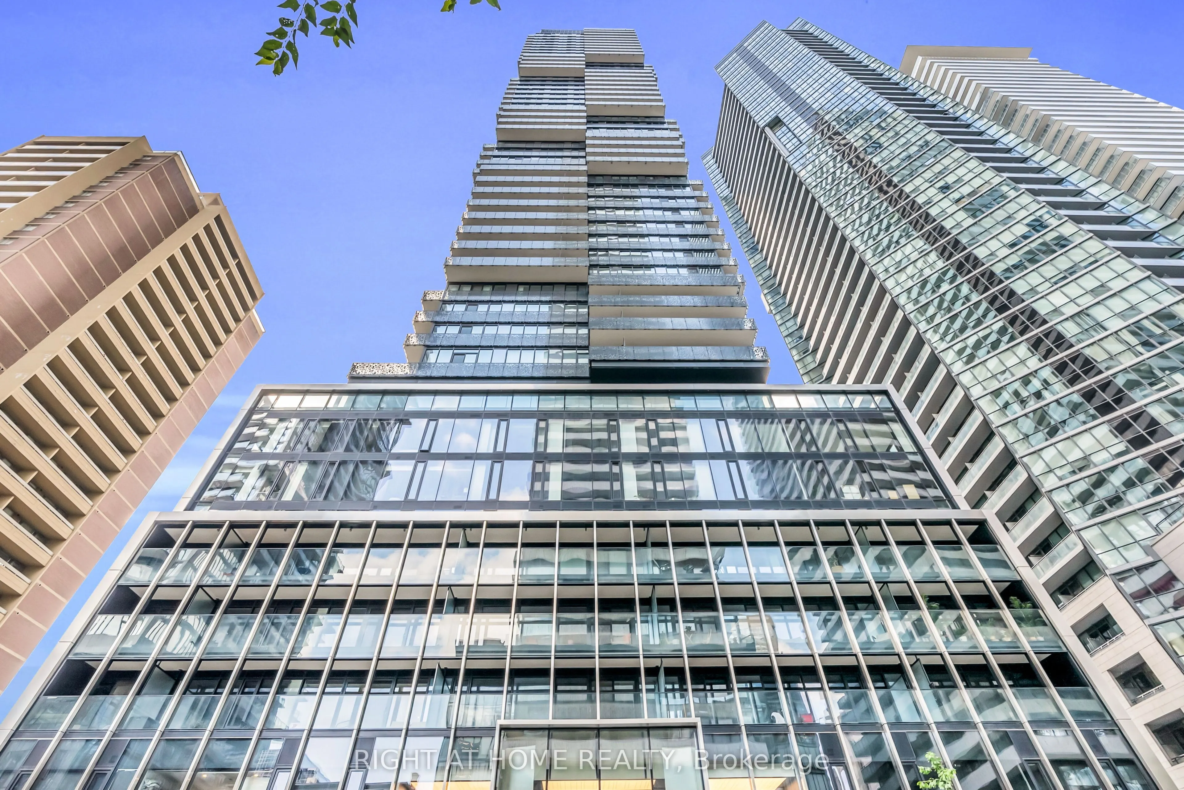 55 Charles Street E, #1301