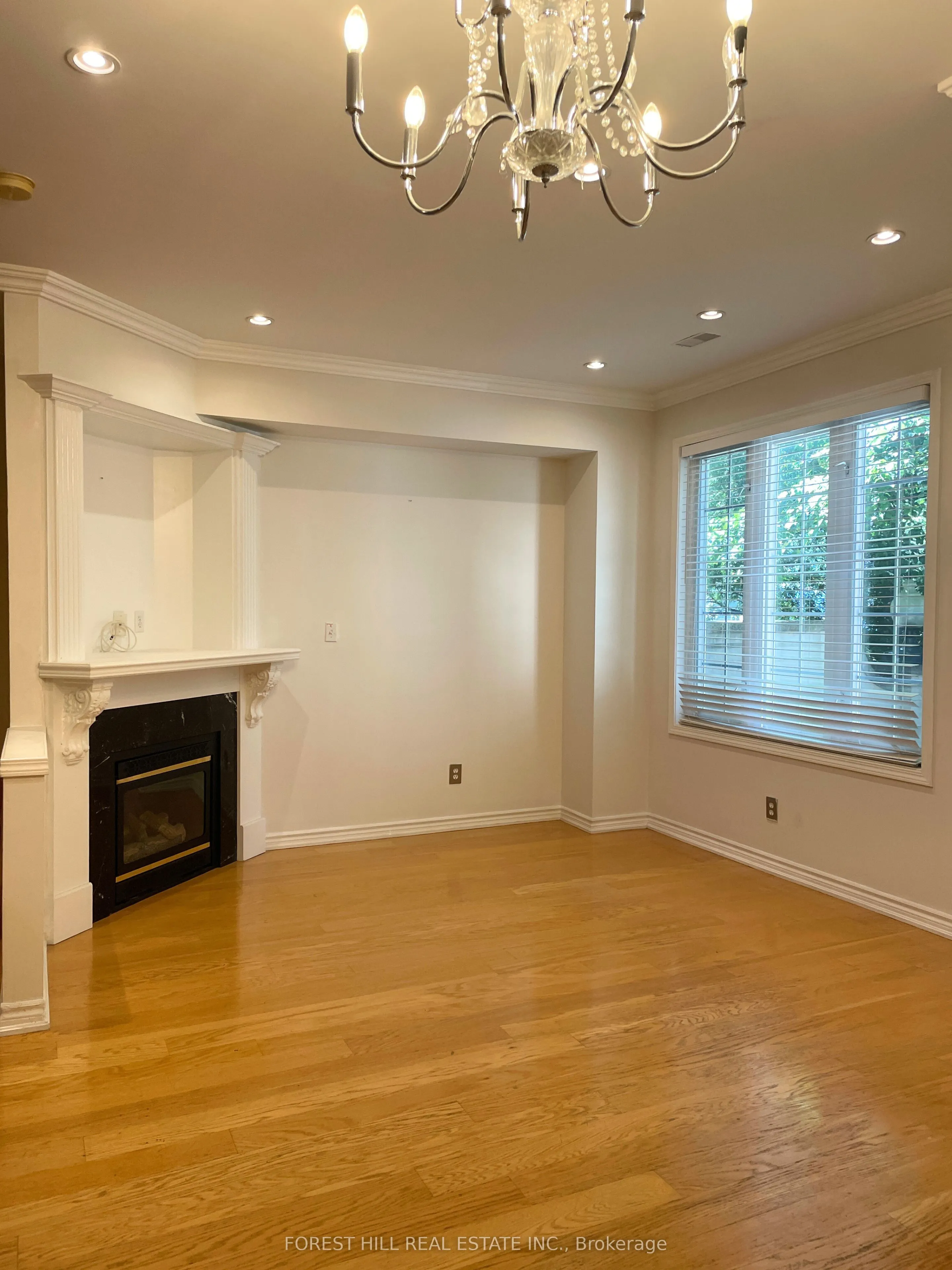 11 Everson Drive, #604 Room A