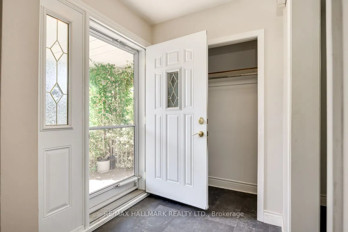 30 Silkwood Crescent, #Main Floor