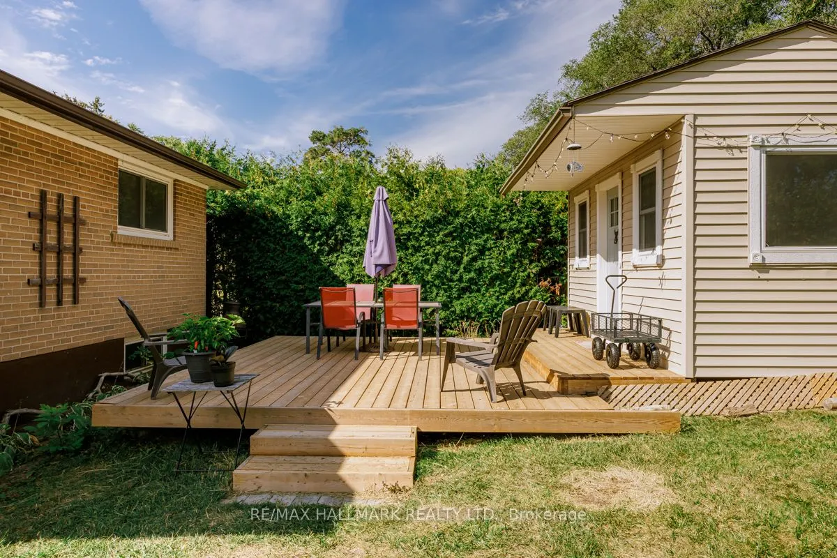 30 Silkwood Crescent, #Main Floor