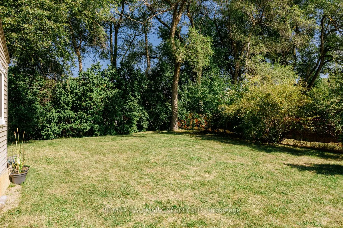 30 Silkwood Crescent, #Main Floor