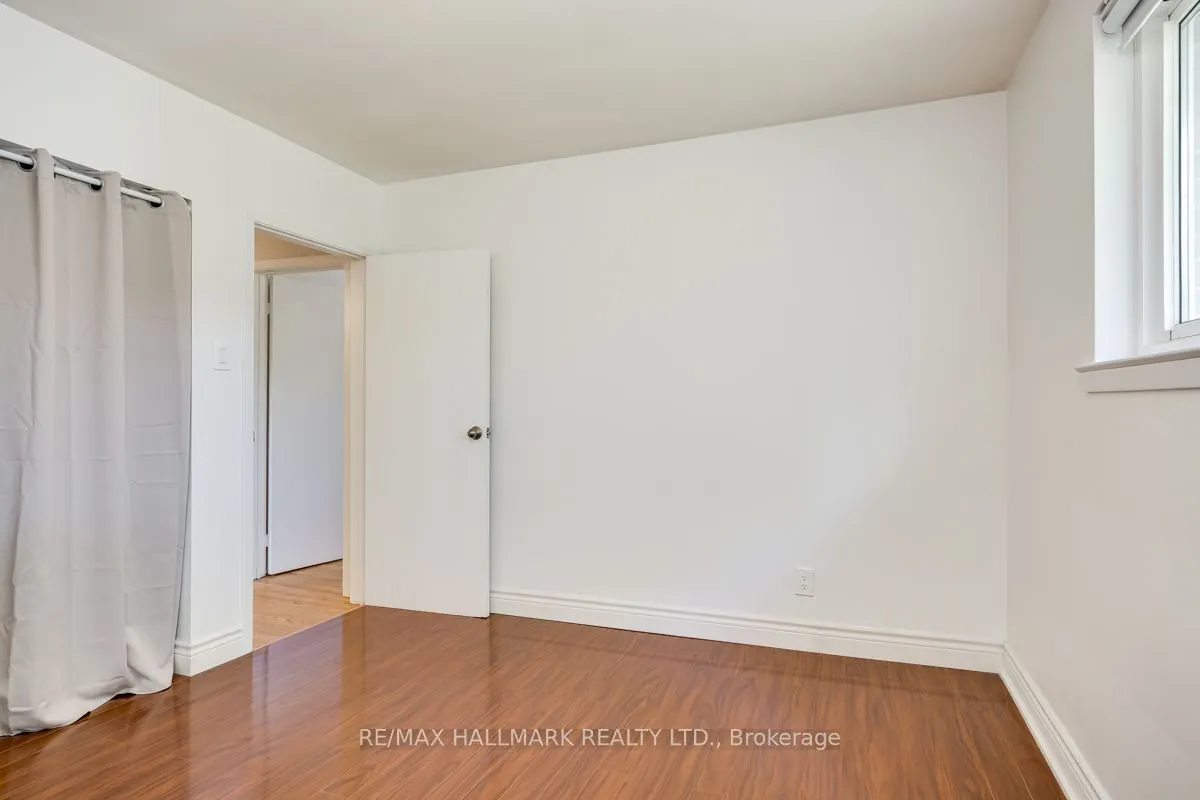 30 Silkwood Crescent, #Main Floor