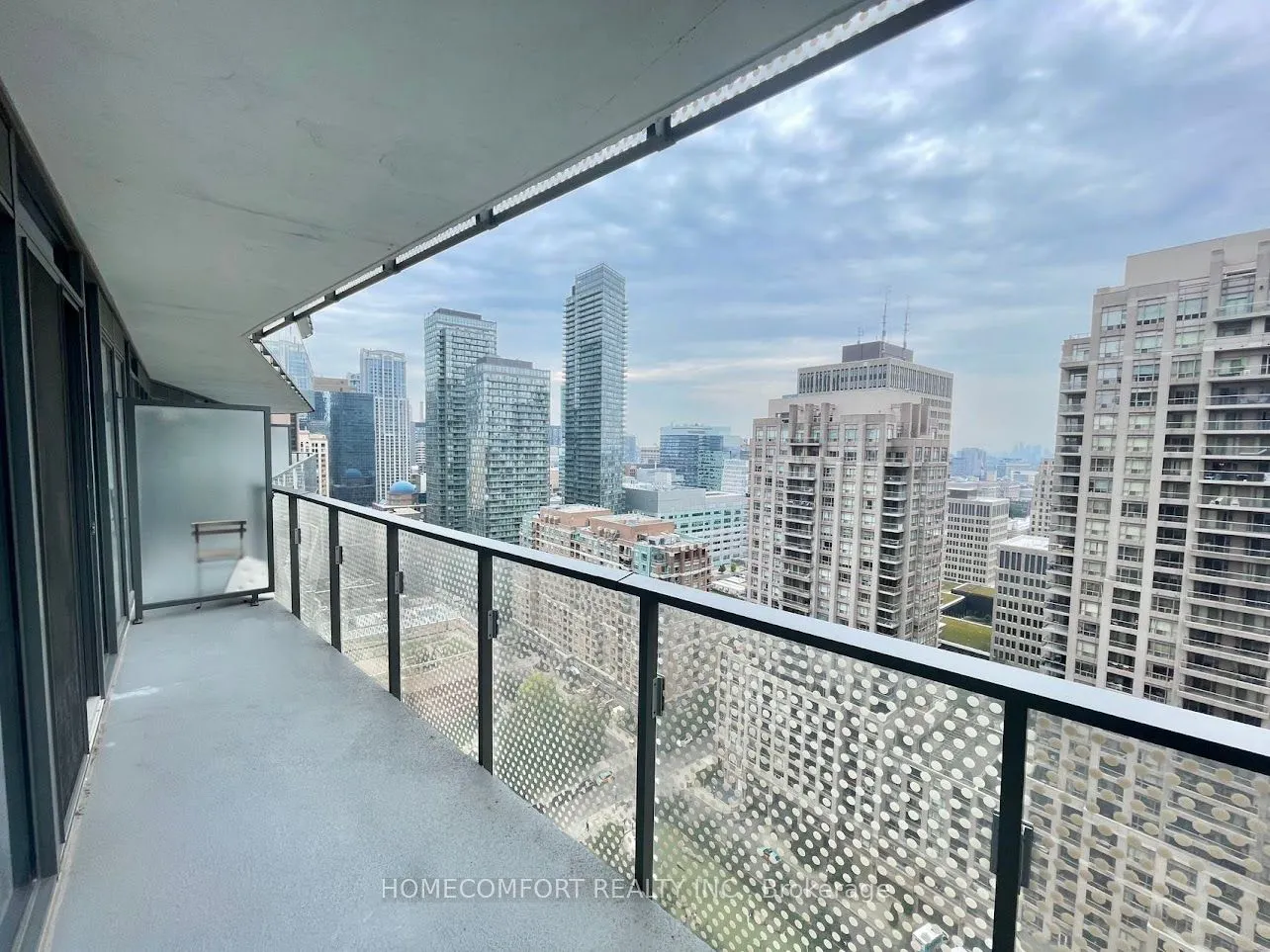 11 Wellesley Street W, #2207