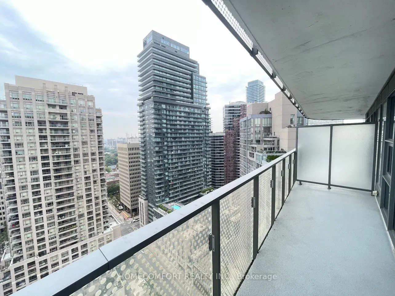 11 Wellesley Street W, #2207