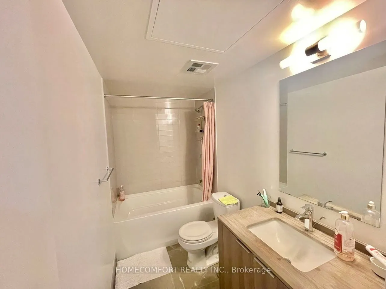 11 Wellesley Street W, #2207