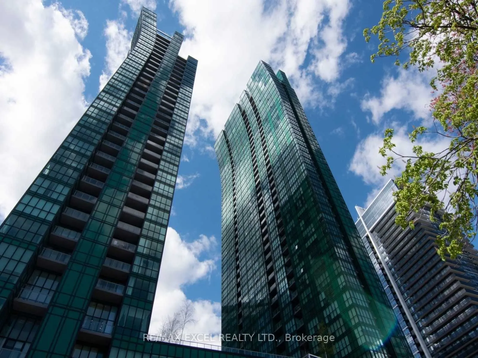 11 Bogert Avenue, #909