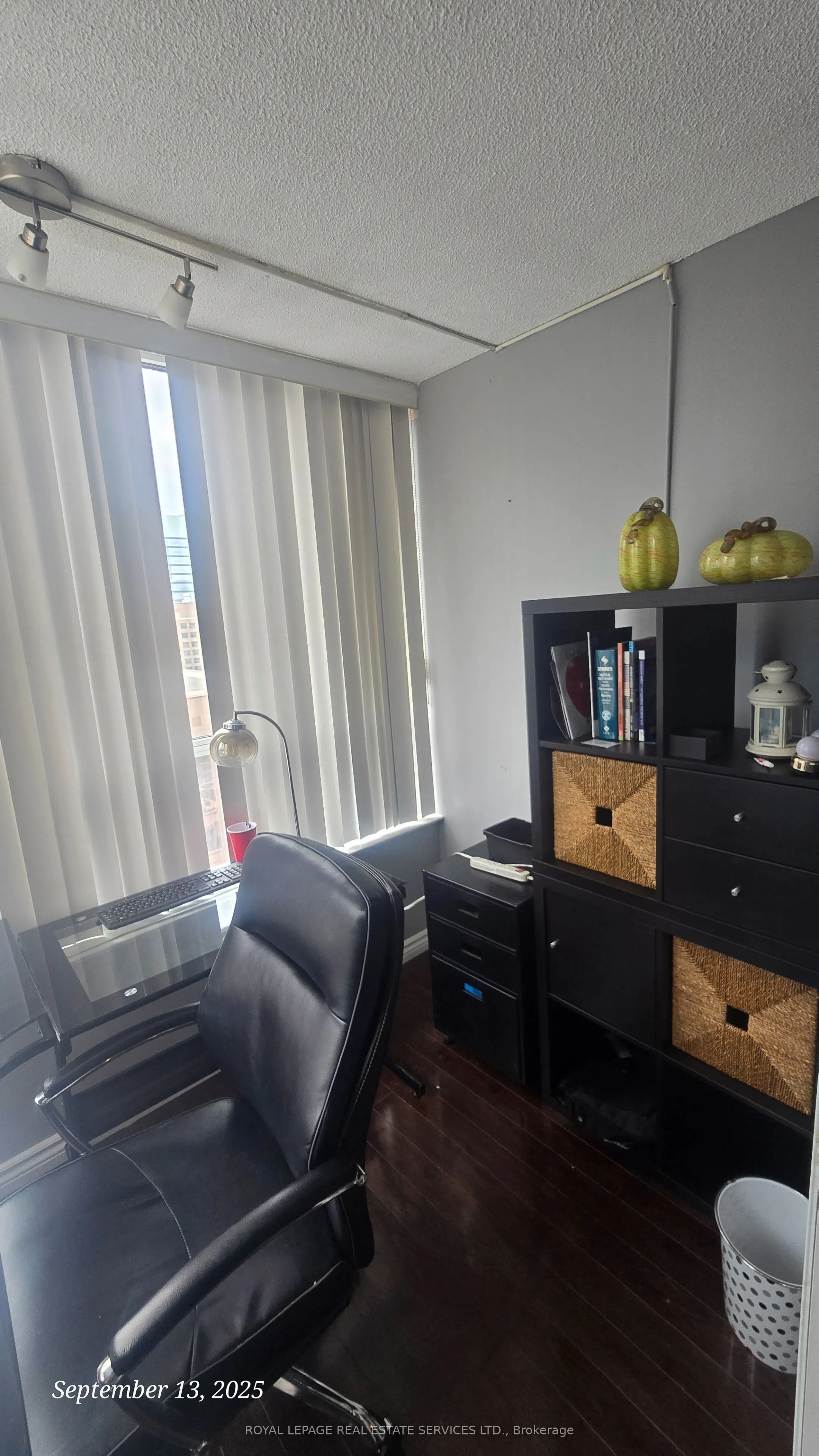 717 Bay Street, #Ph05