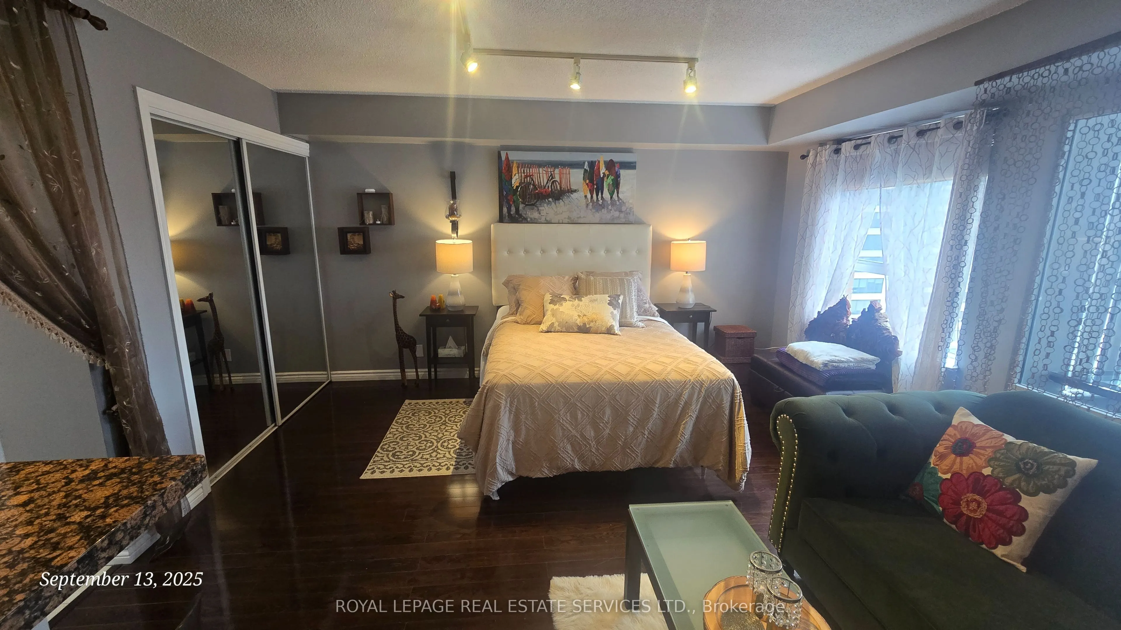 717 Bay Street, #Ph05
