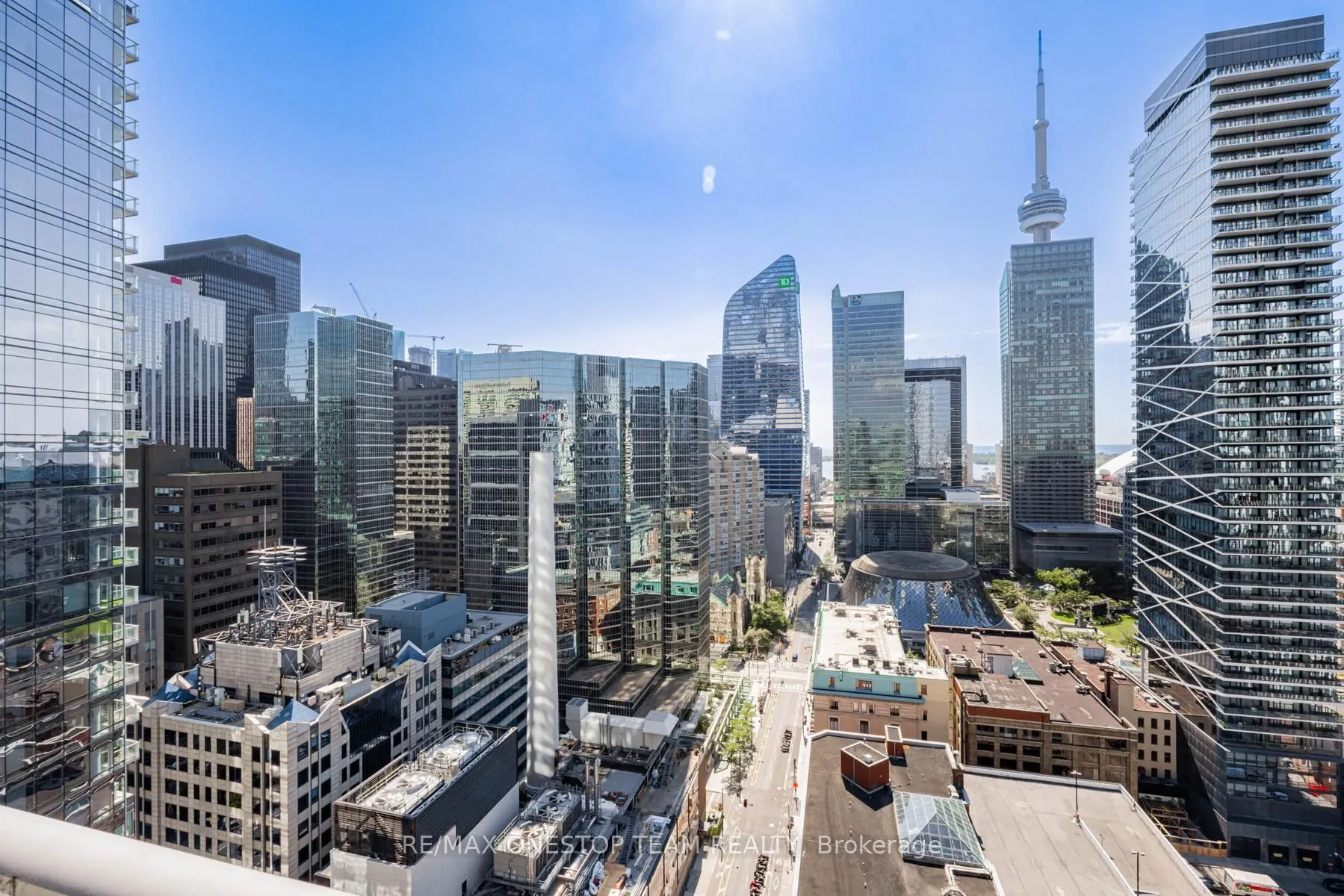126 Simcoe Street, #2608