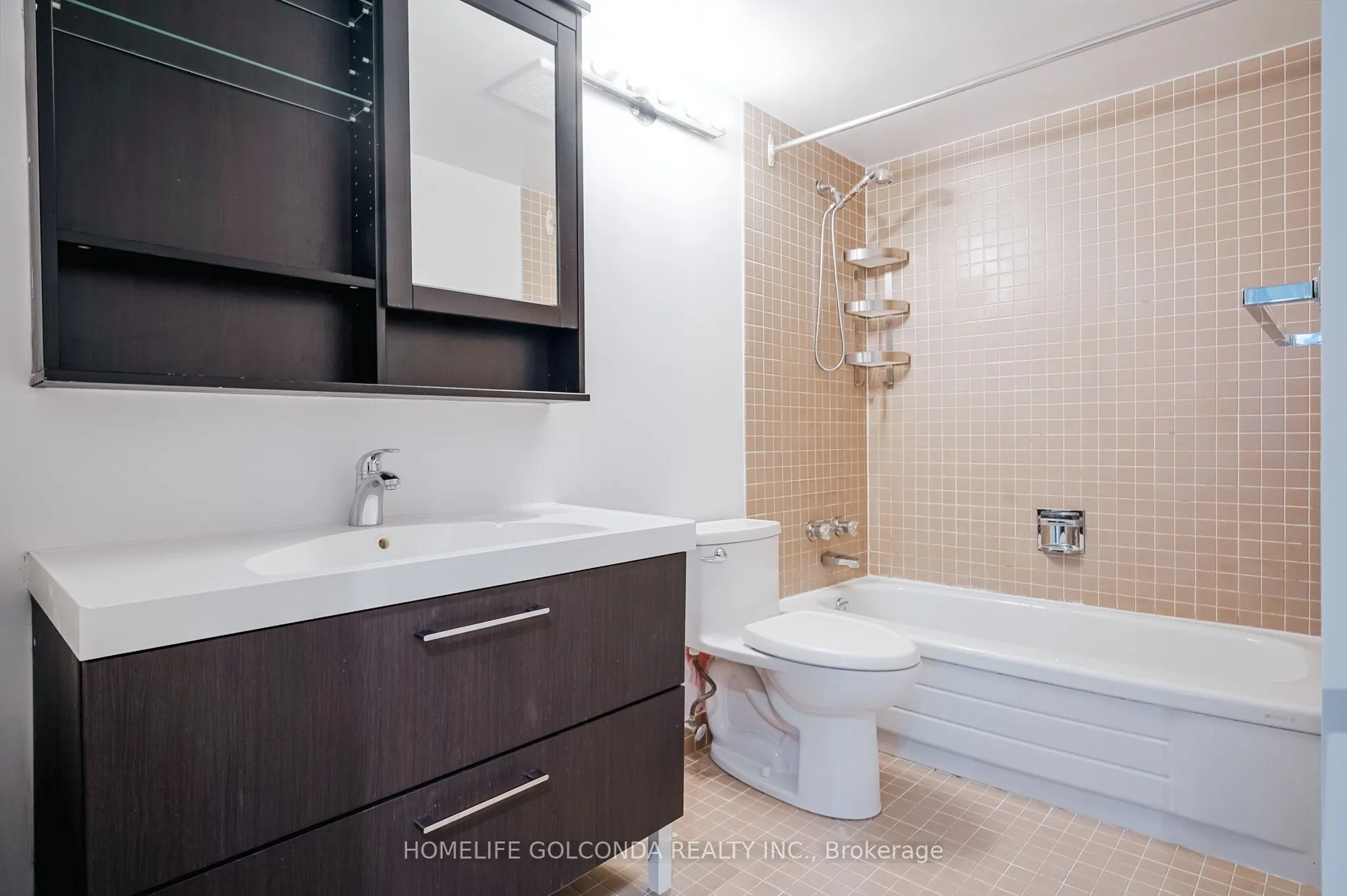 45 Carlton Street, #1606