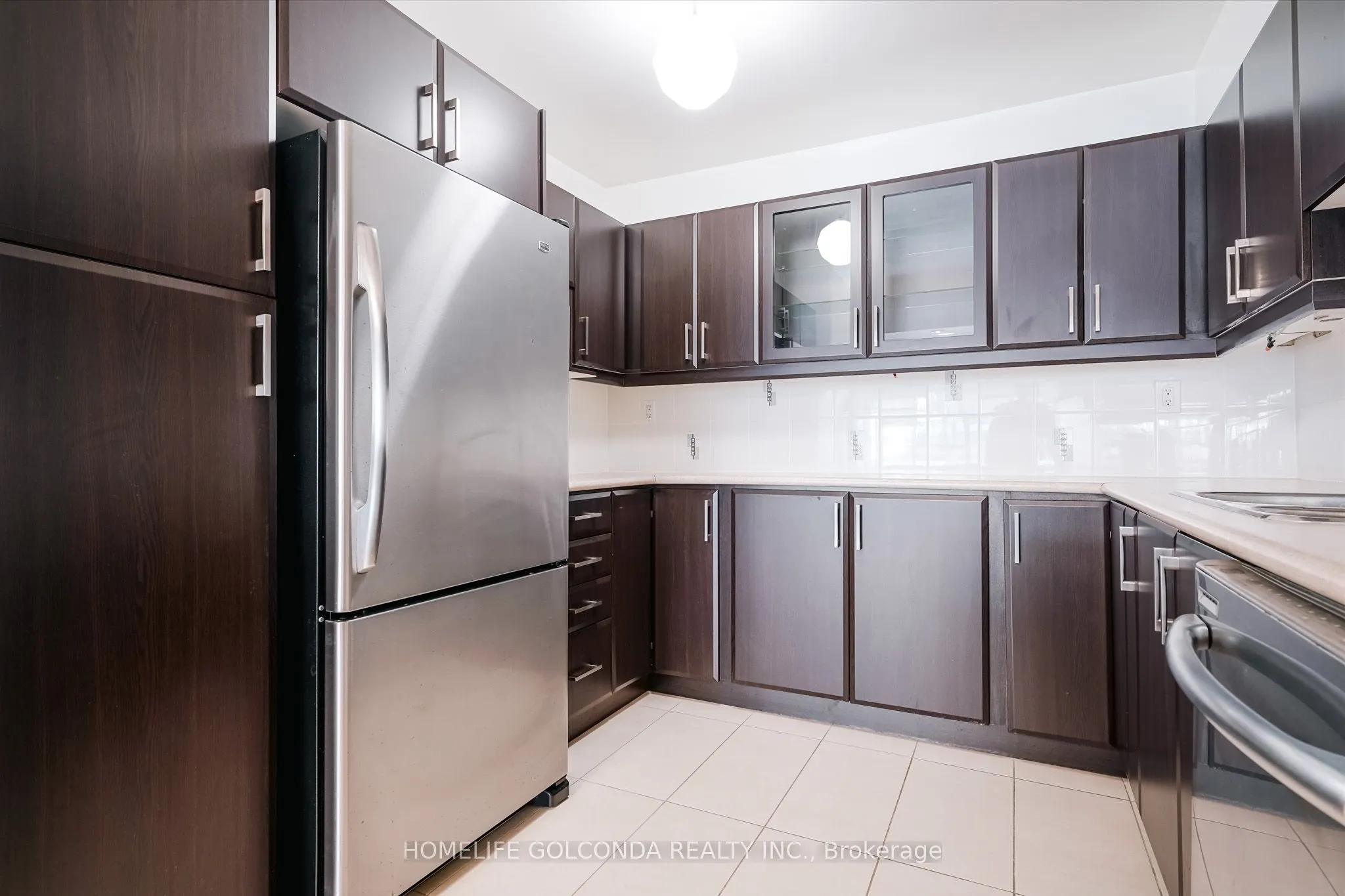 45 Carlton Street, #1606