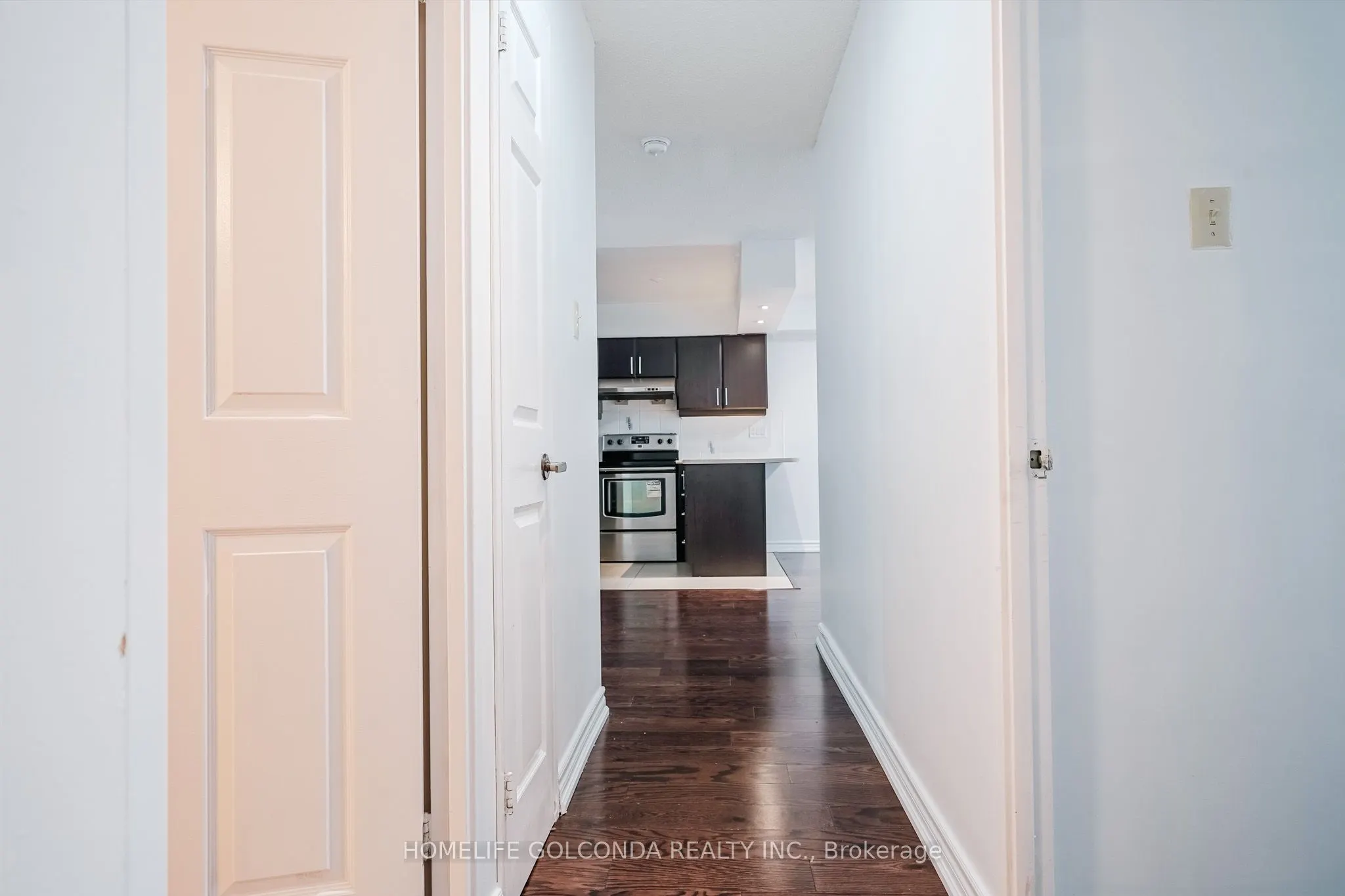 45 Carlton Street, #1606