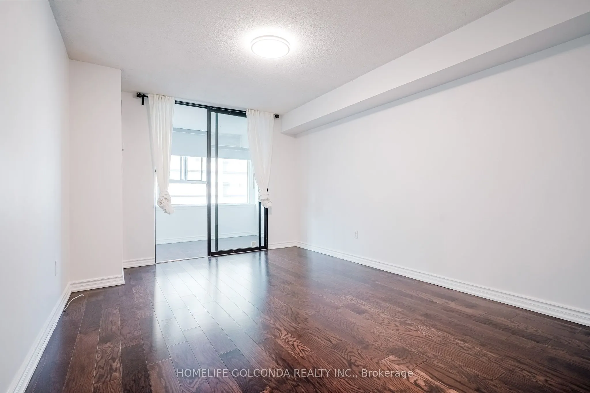 45 Carlton Street, #1606