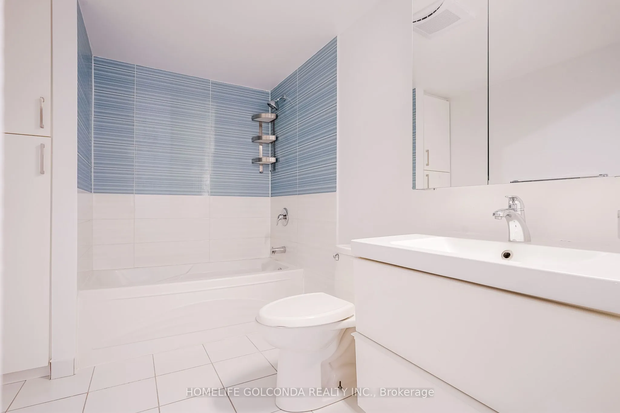45 Carlton Street, #1606