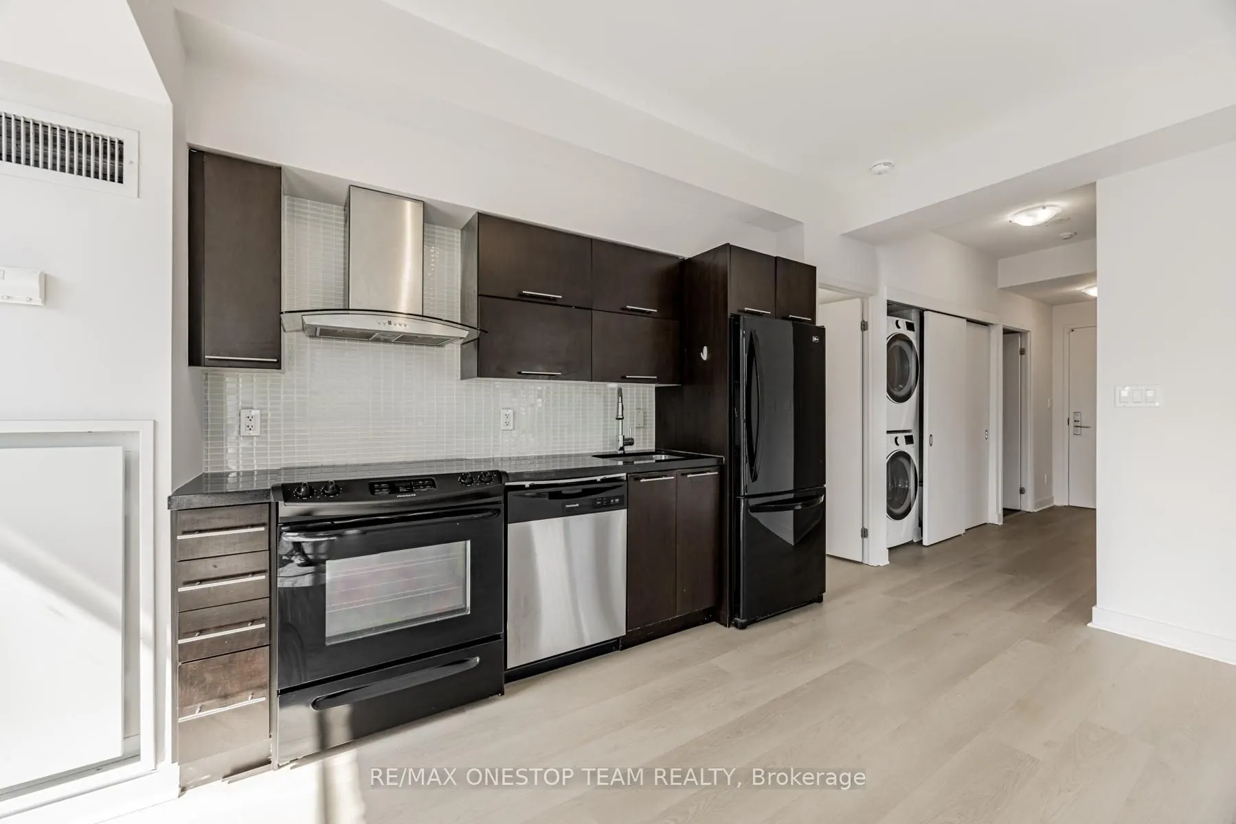 126 Simcoe Street, #2608