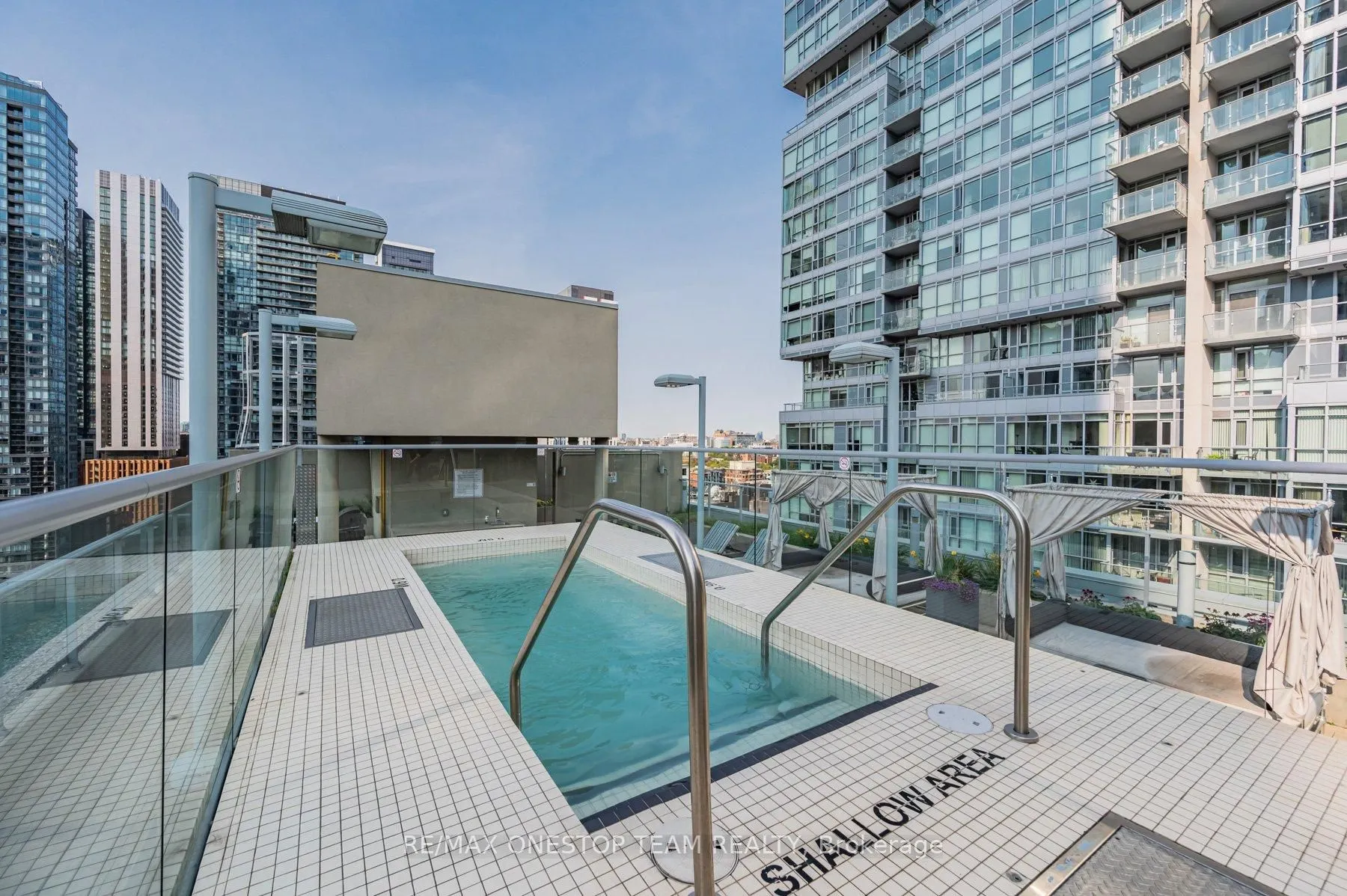 126 Simcoe Street, #2608