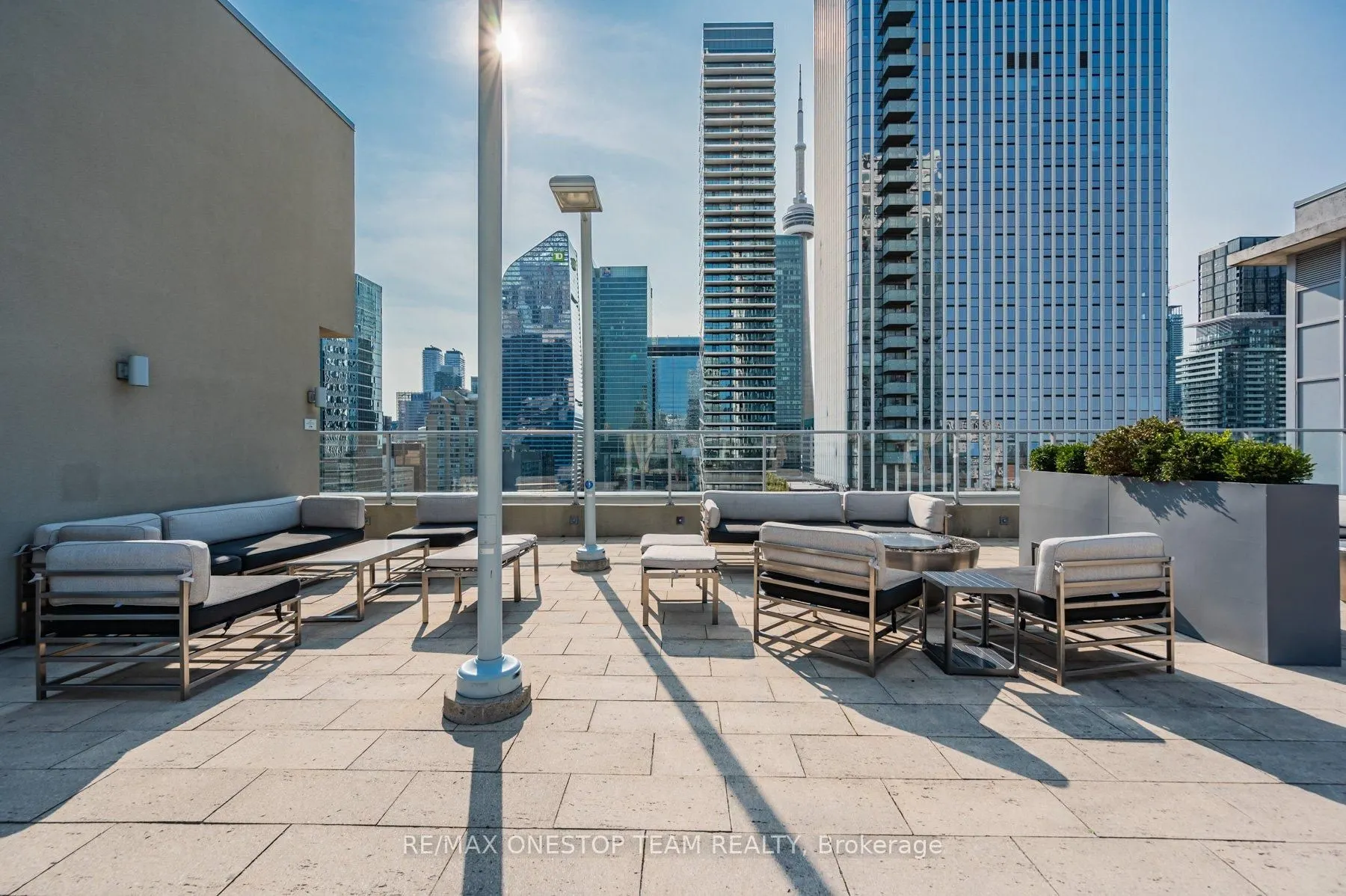 126 Simcoe Street, #2608