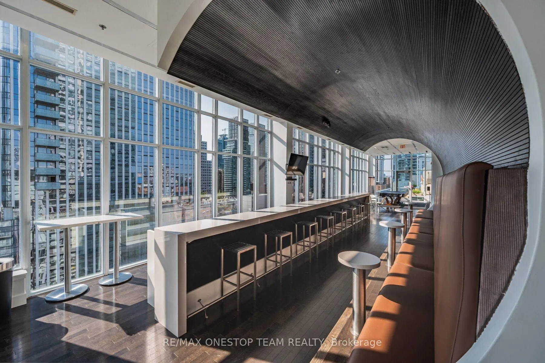 126 Simcoe Street, #2608