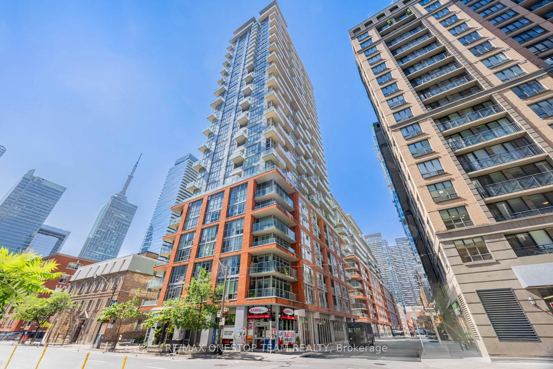 126 Simcoe Street, #2608
