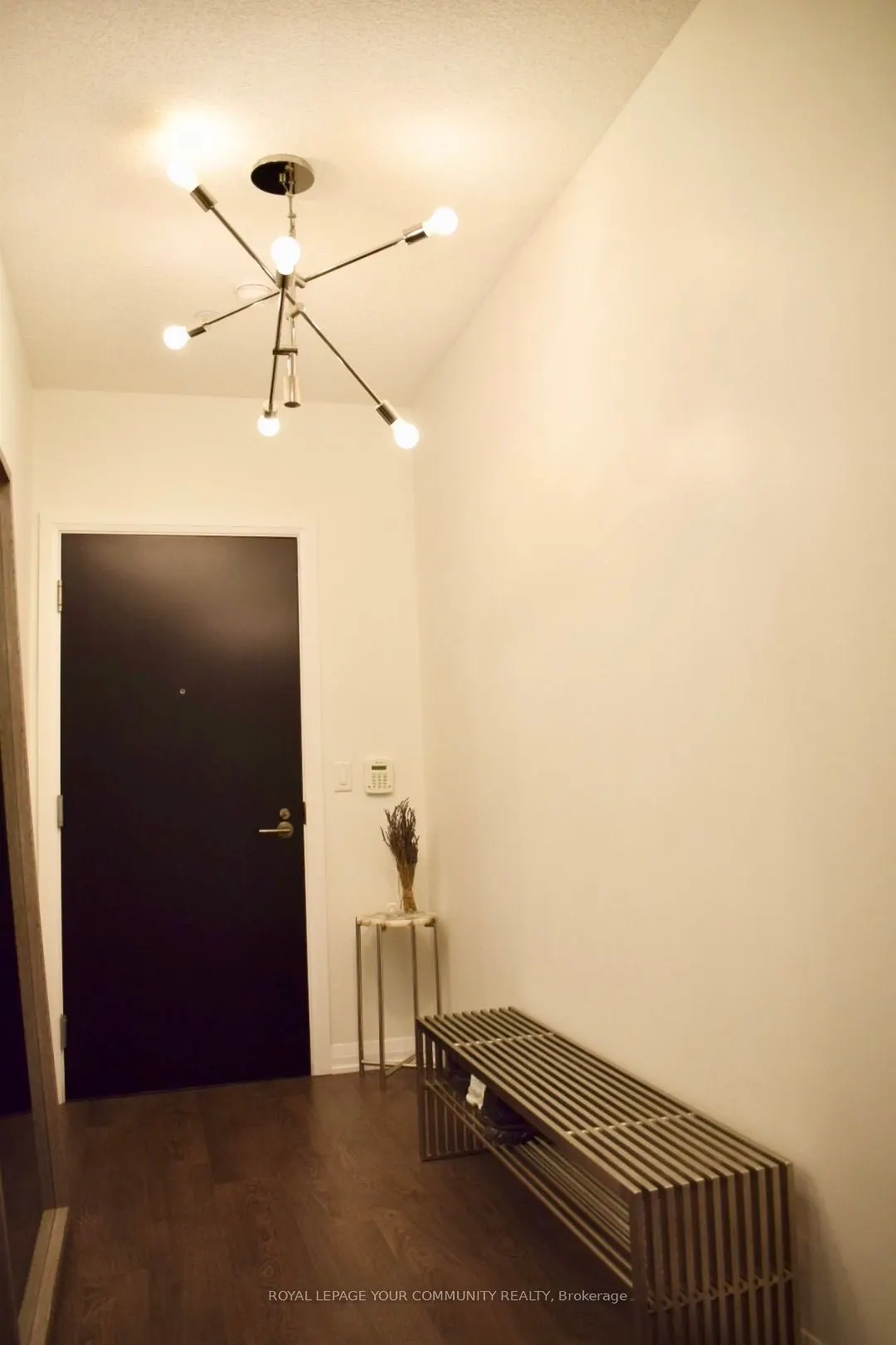 101 Erskine Avenue, #305