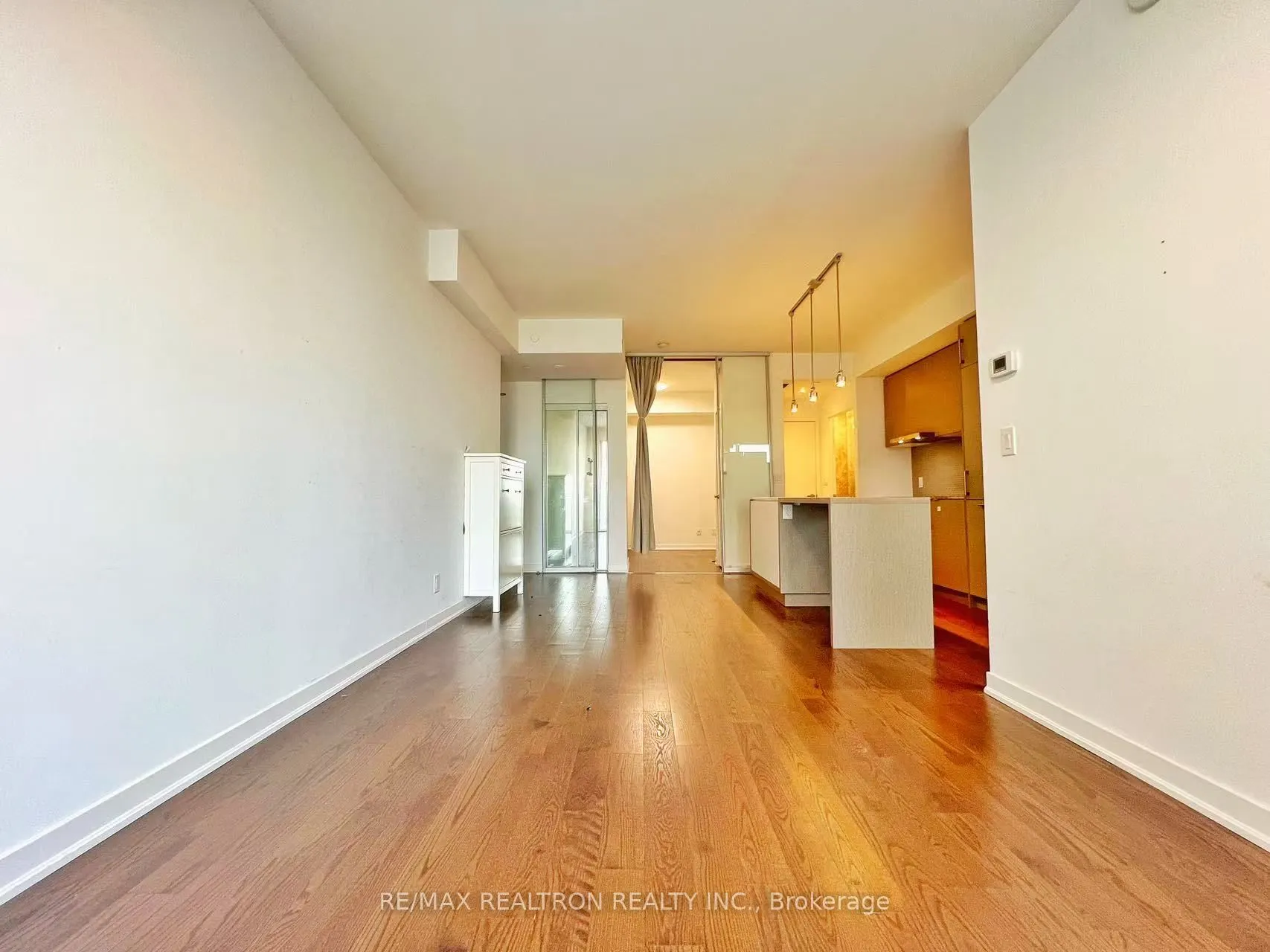 100 Harbour Street, #5806
