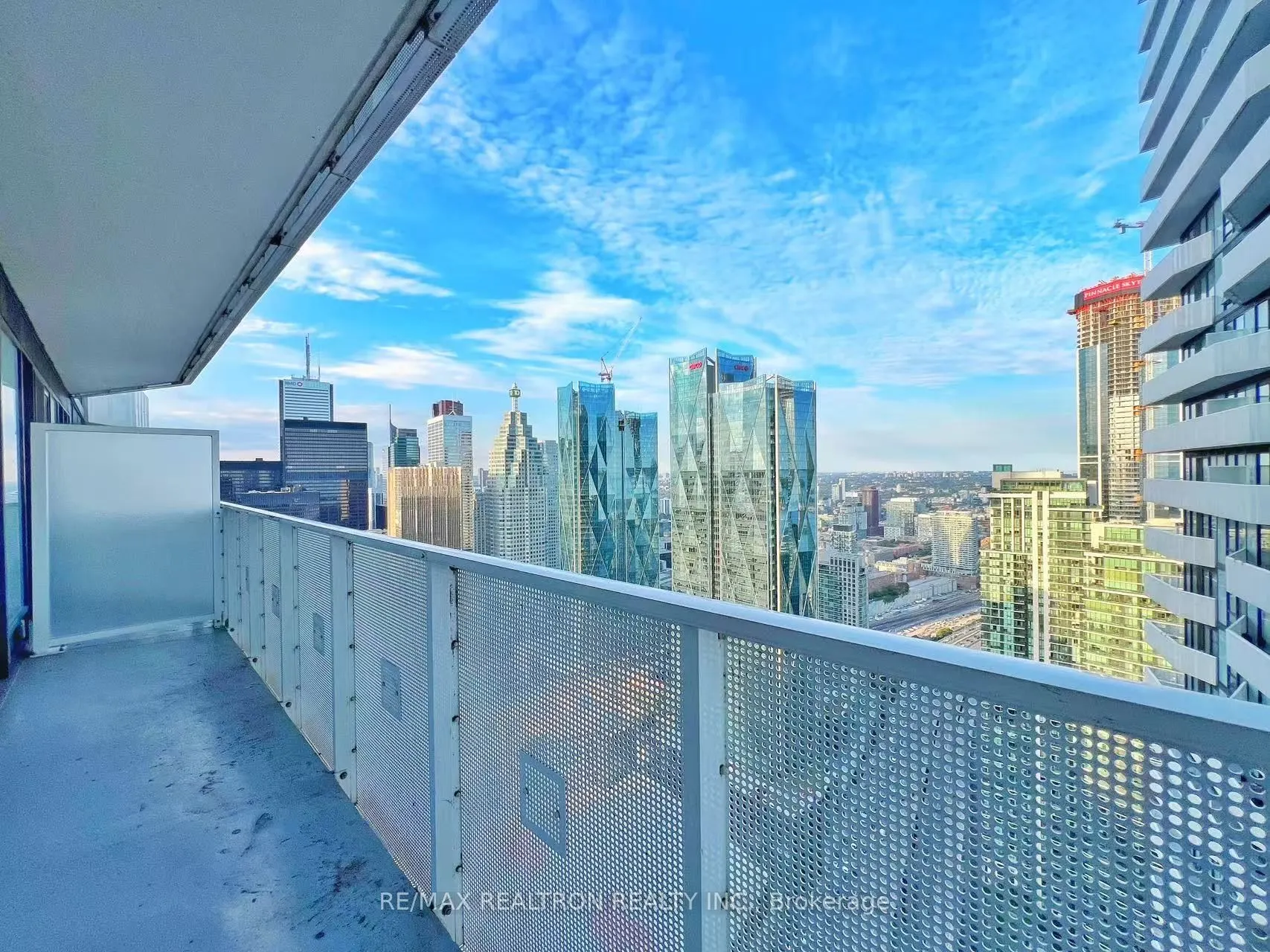 100 Harbour Street, #5806