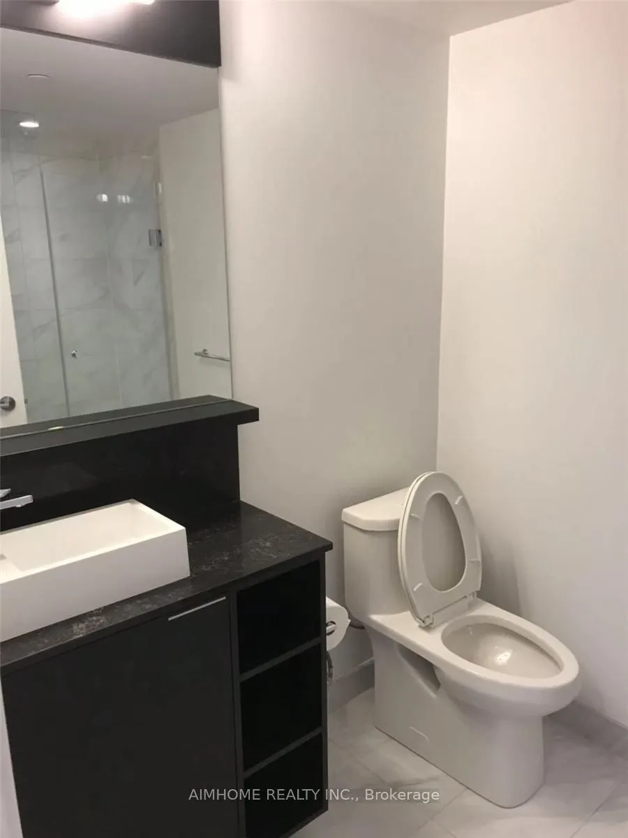 85 Wood Street, #3916