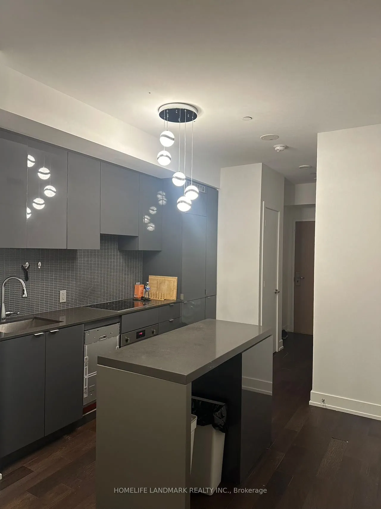 7 Grenville Street, #2701