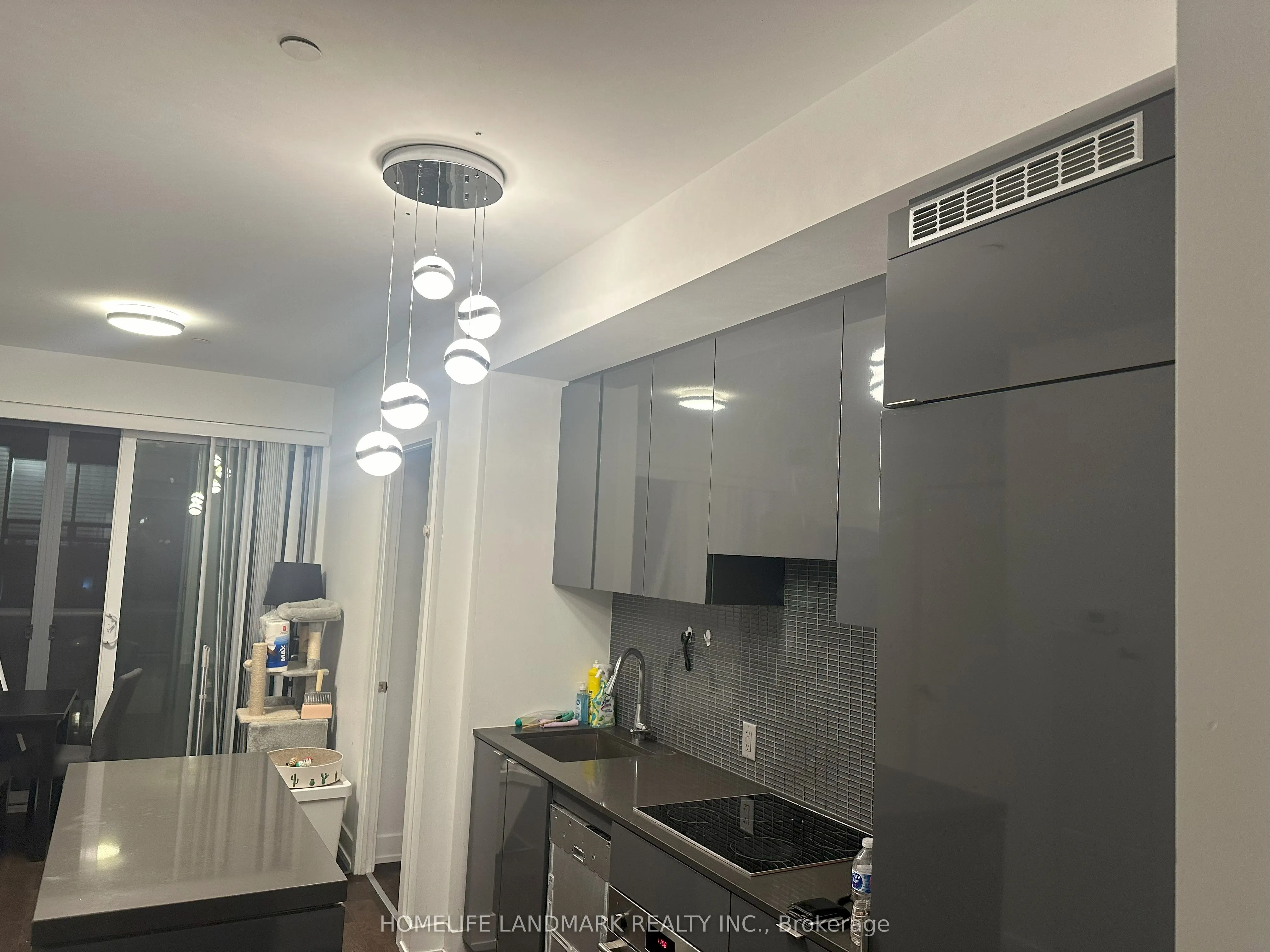 7 Grenville Street, #2701