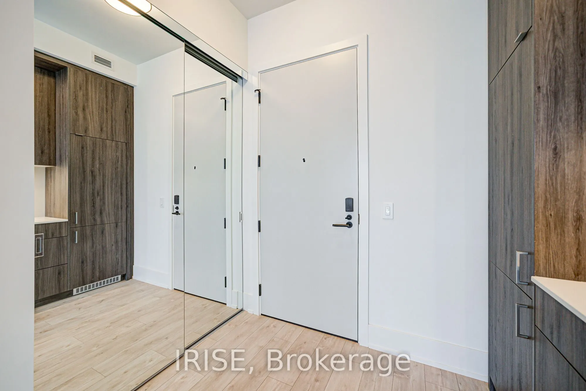 115 Denison Avenue, #503
