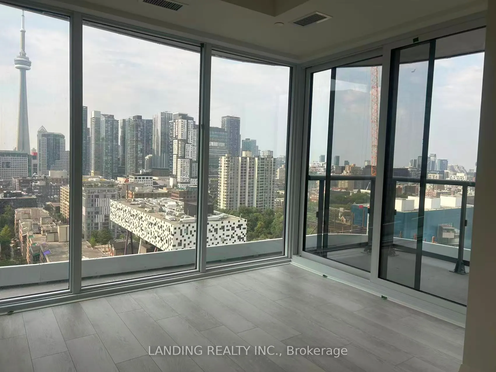 280 Dundas Street W, #1910