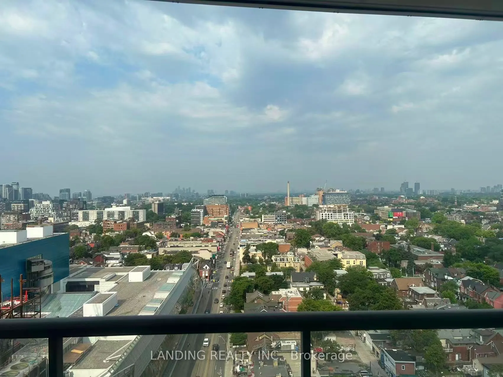280 Dundas Street W, #1910