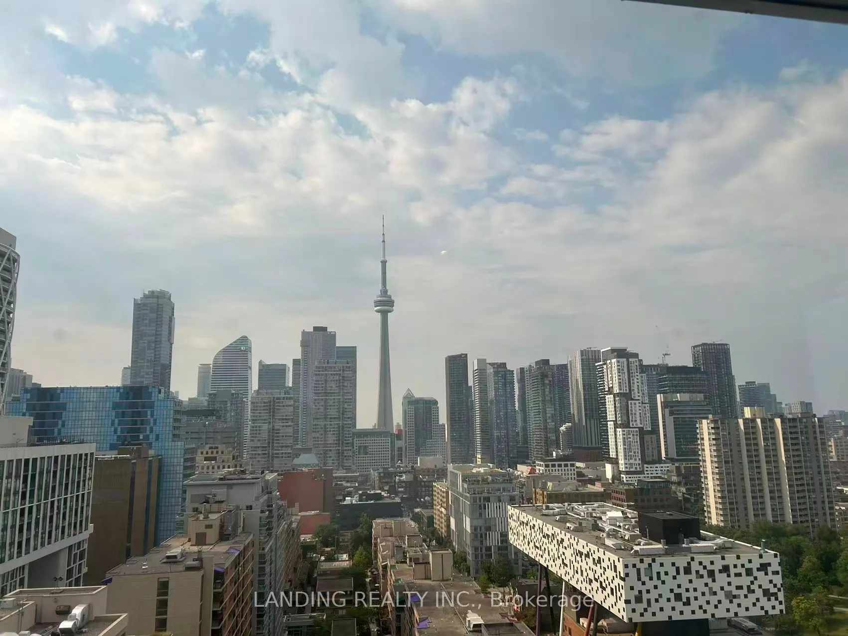 280 Dundas Street W, #1910